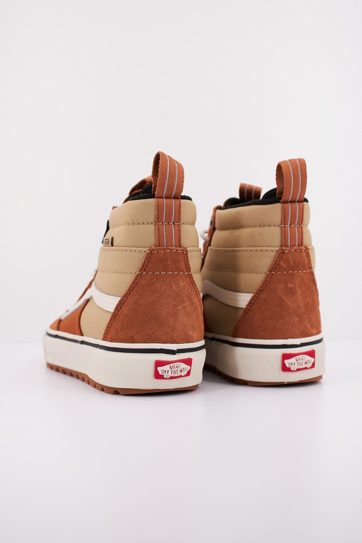 VANS MTE SK-HI WATERPROOF en color MARRON (4)