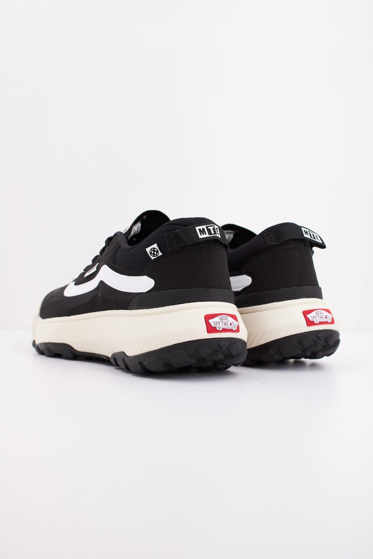 VANS MTE CROSSPATH en color NEGRO (4)