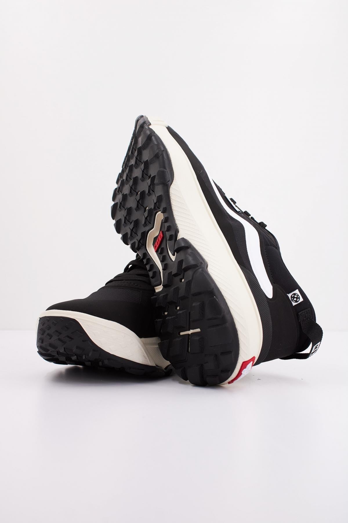 VANS MTE CROSSPATH en color NEGRO (5)