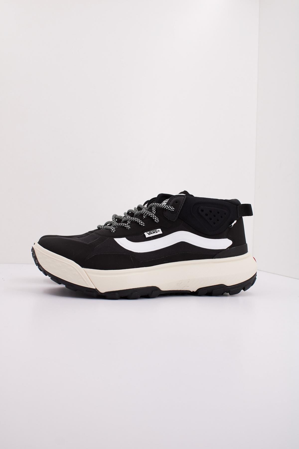 VANS MTE CROSSPATH MID en color NEGRO (1)