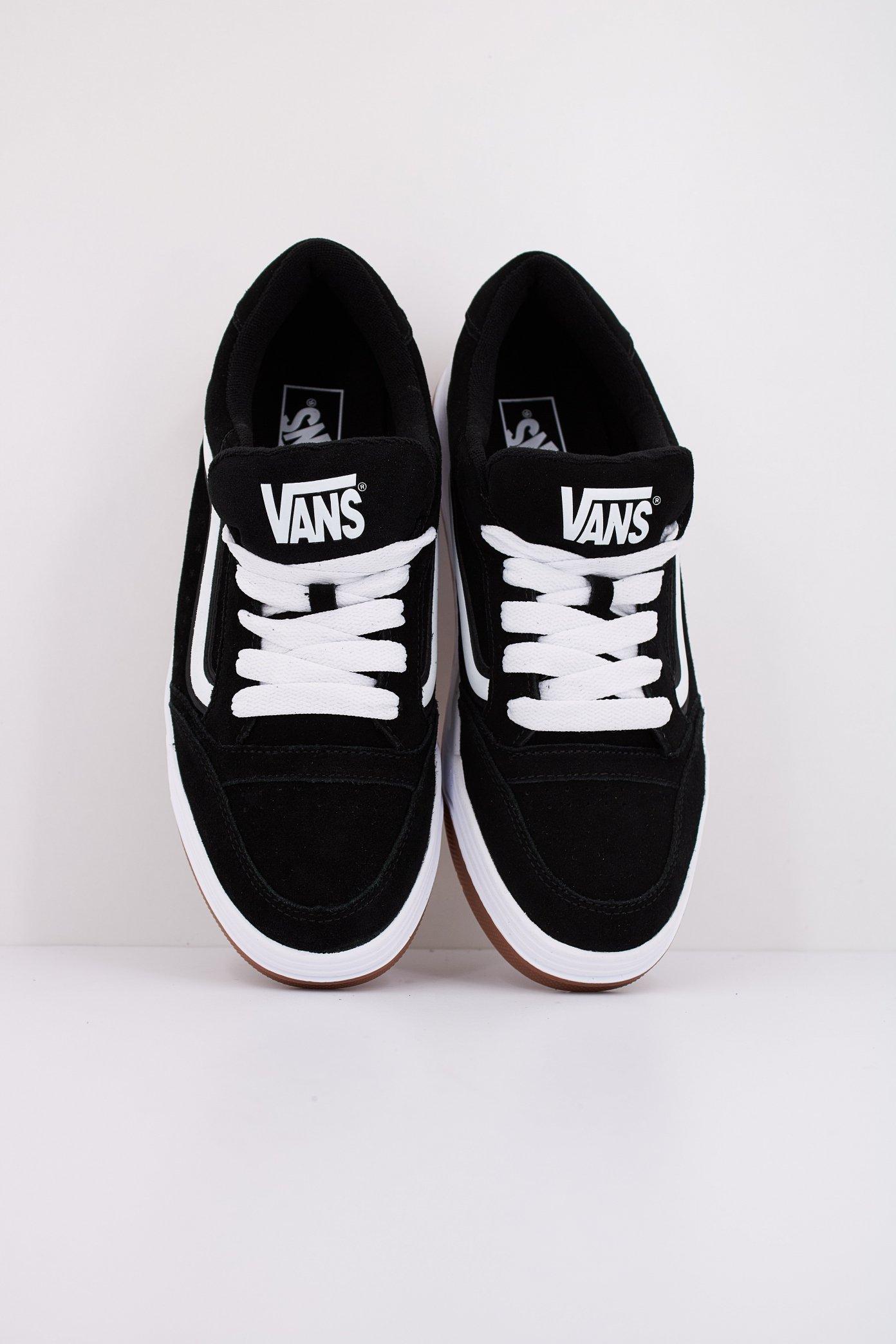 VANS HYLANE en color NEGRO (3)