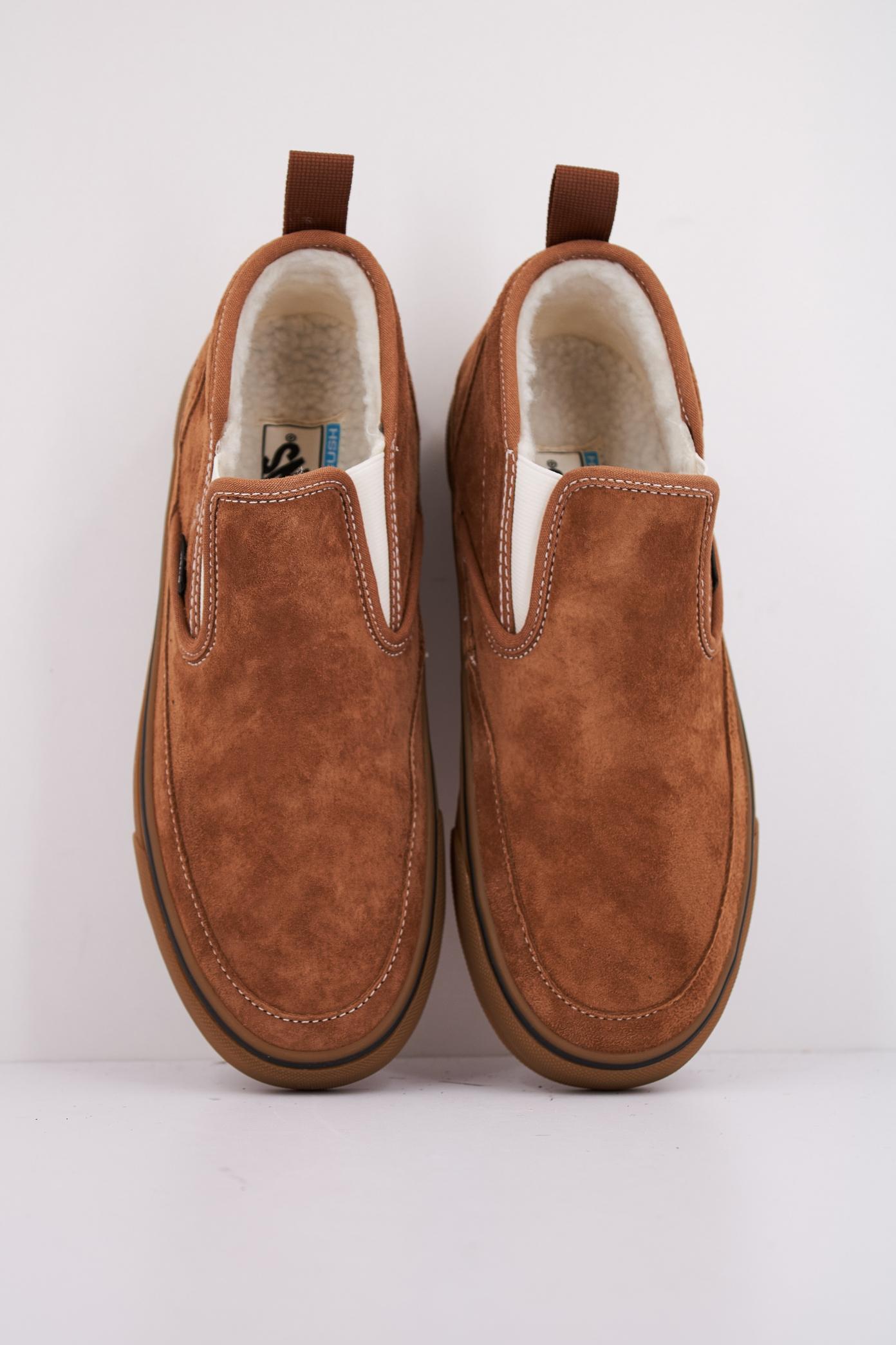 VANS MID SLIP MTE- en color MARRON (3)