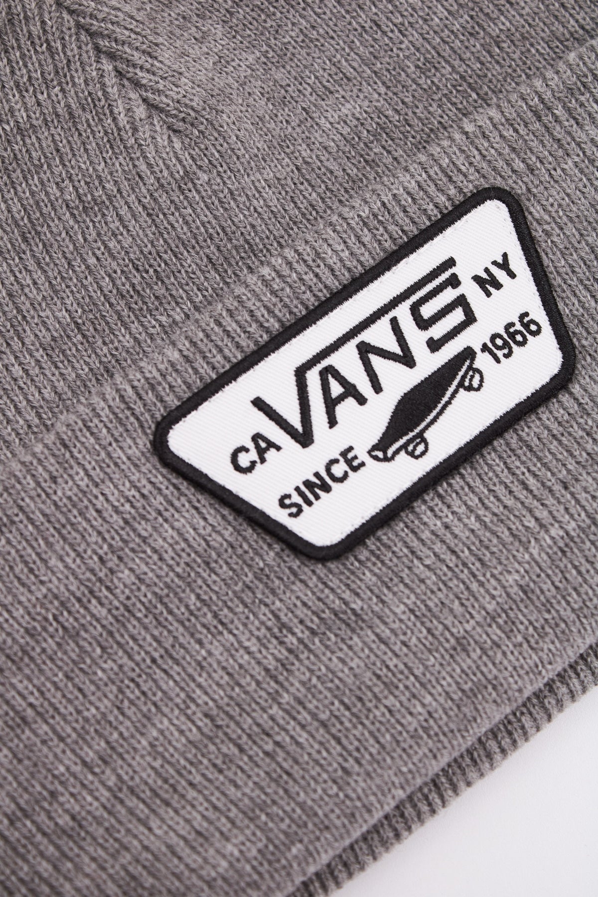 VANS MILFORD BEANIE HEAT en color GRIS (4)