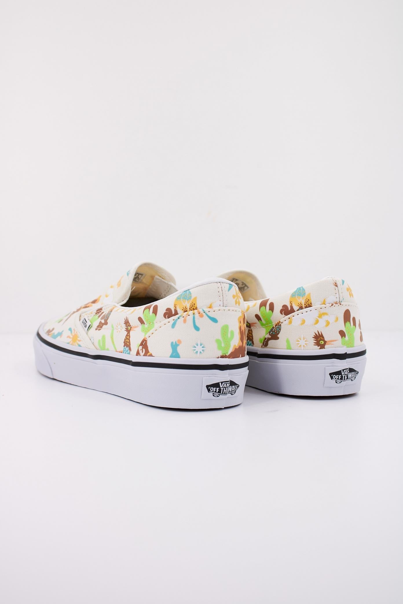 VANS CLASSIC SLIP-ON en color BLANCO (4)