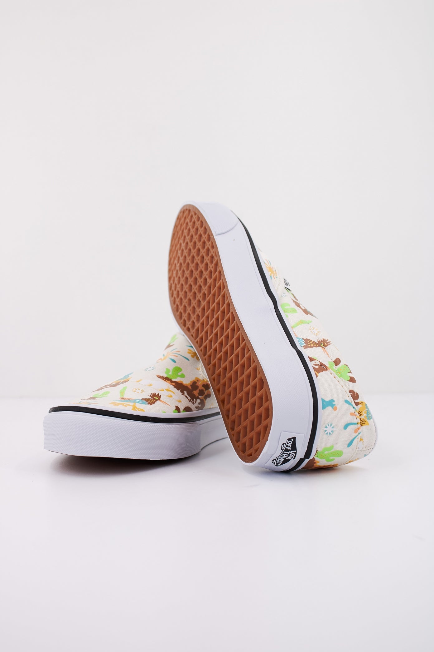VANS CLASSIC SLIP-ON en color BLANCO (5)