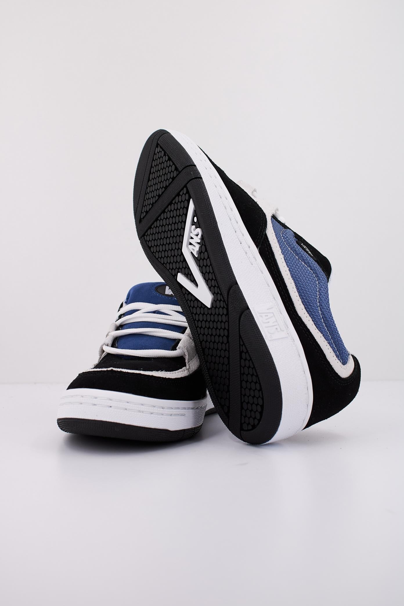 VANS SPEED LS en color NEGRO (5)