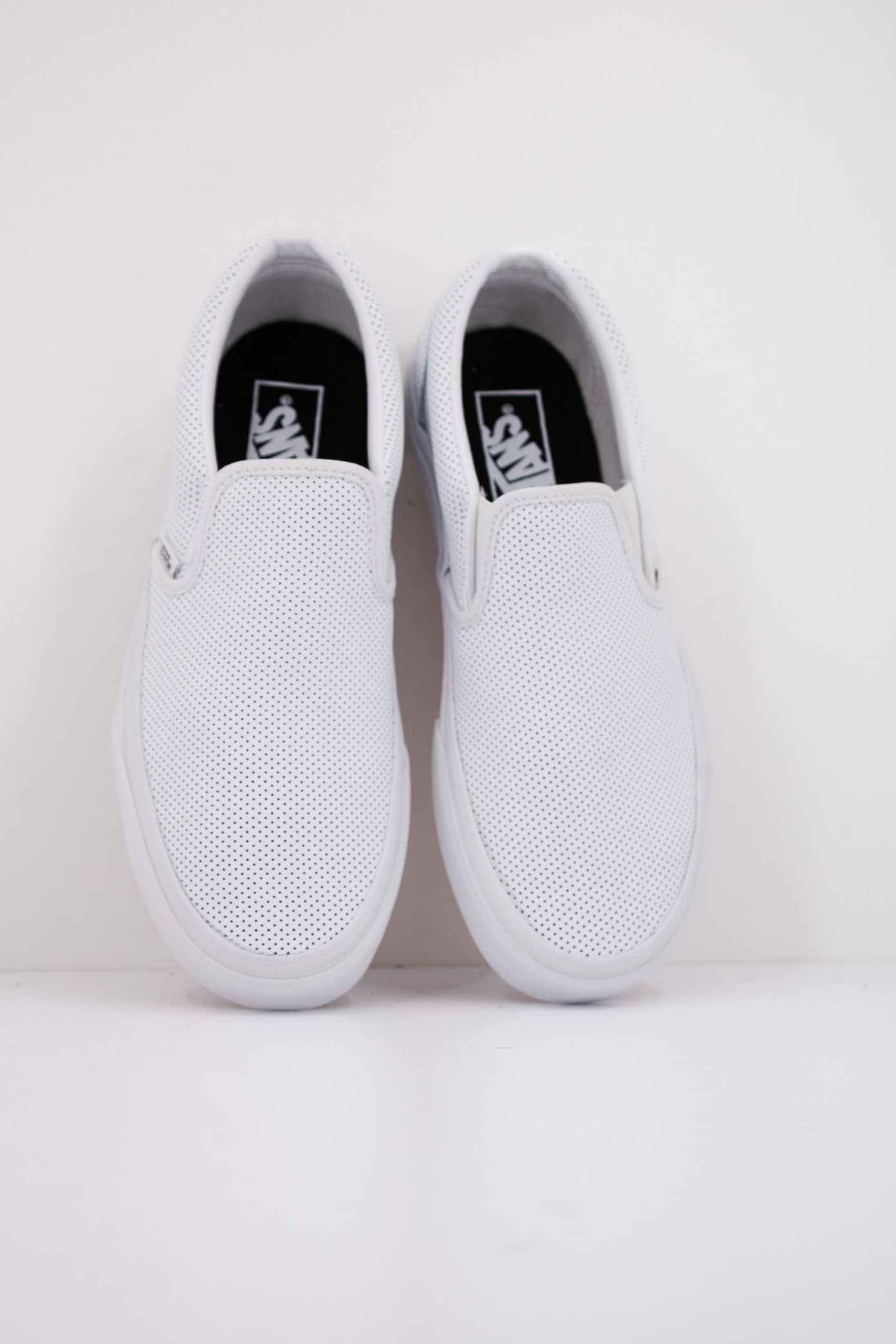 VANS CLASSIC SLIP-ON en color BLANCO (3)