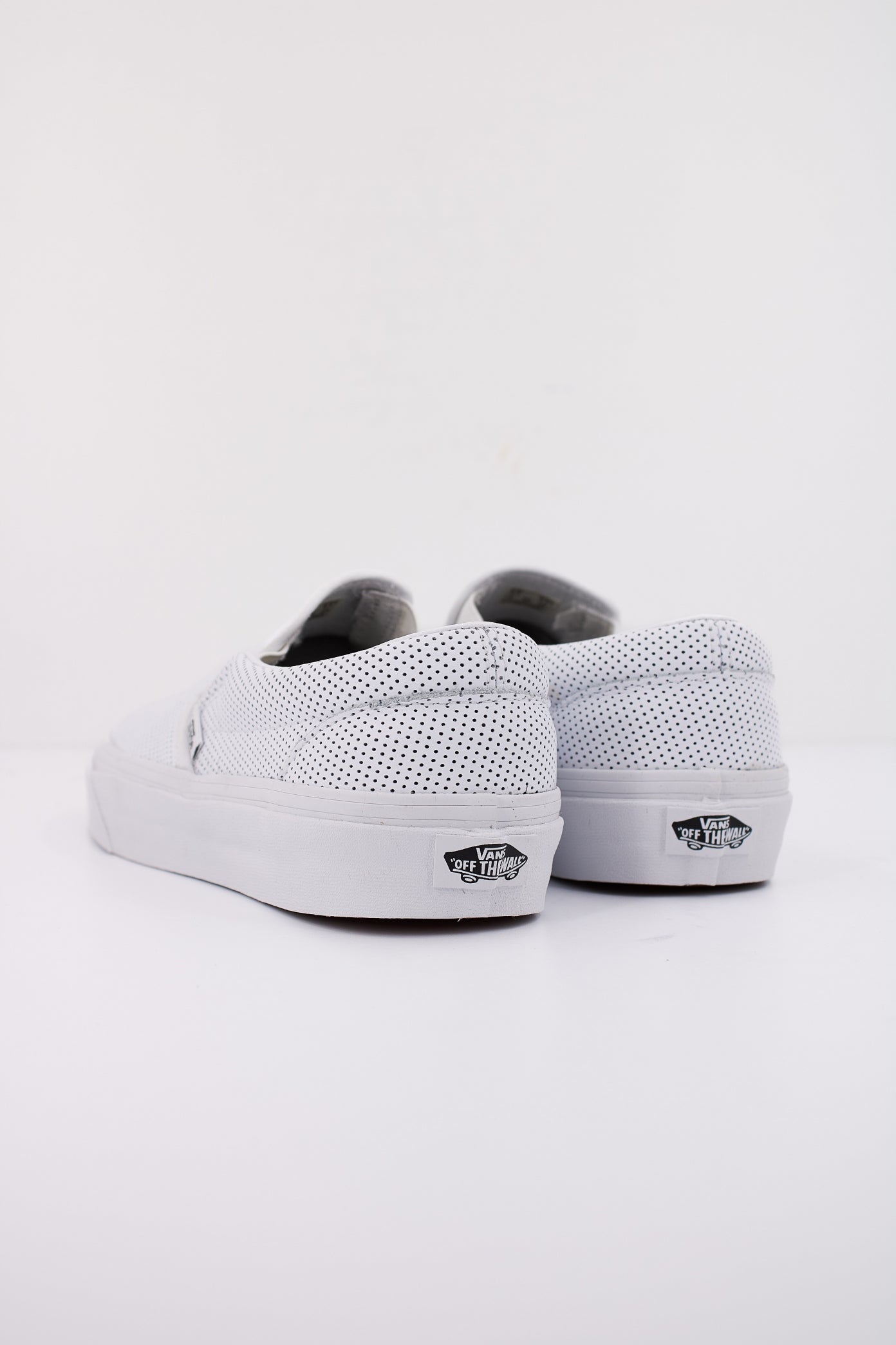 VANS CLASSIC SLIP-ON en color BLANCO (4)