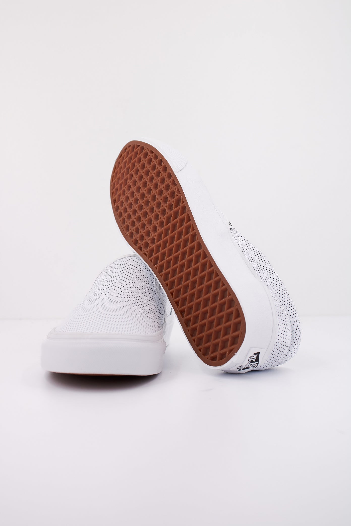 VANS CLASSIC SLIP-ON en color BLANCO (5)