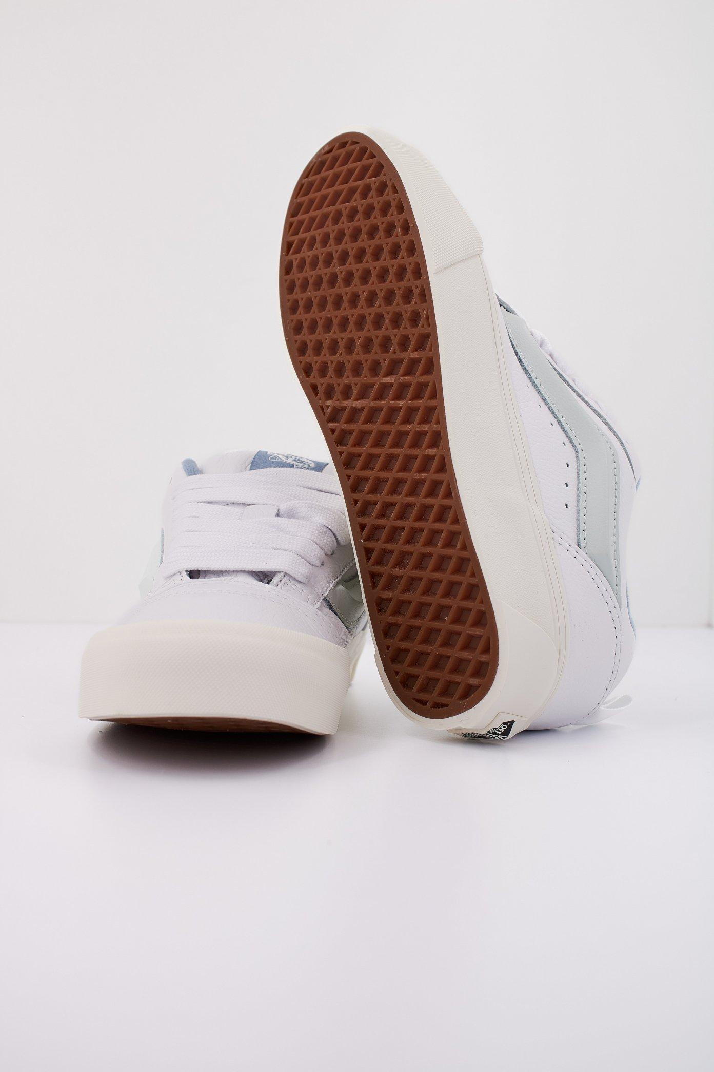 VANS KNU SKOOL PREMIUM LEAT en color BLANCO (5)