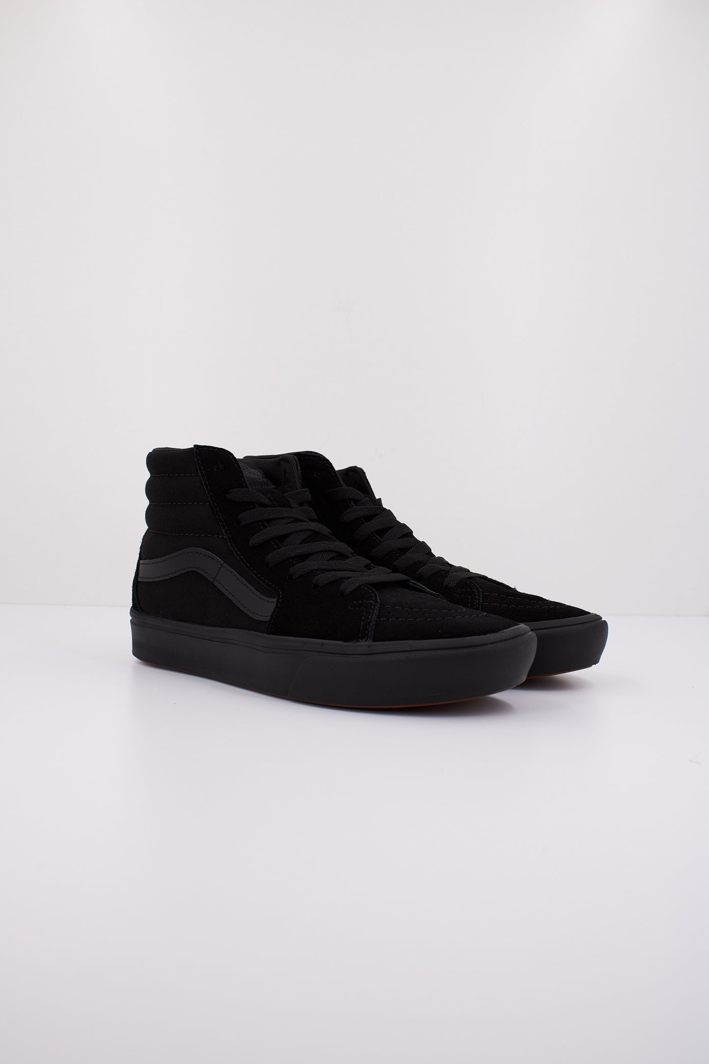 VANS COMFYCUSH SK-HI en color NEGRO (2)
