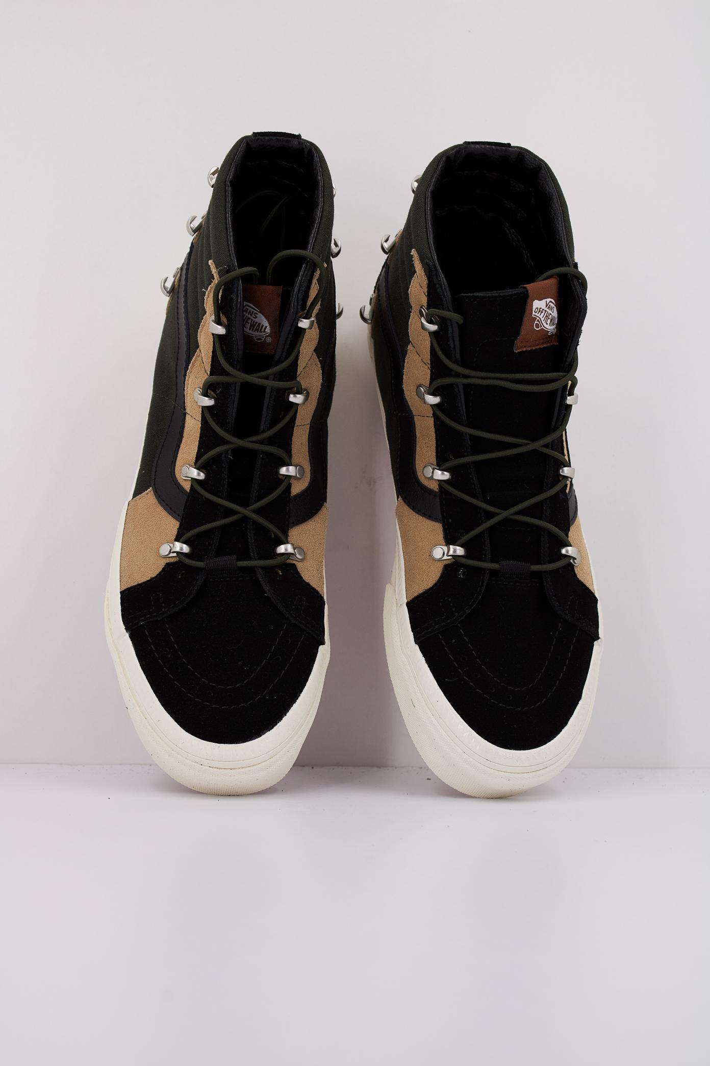 VANS SK-HI ECHO DX en color NEGRO (3)