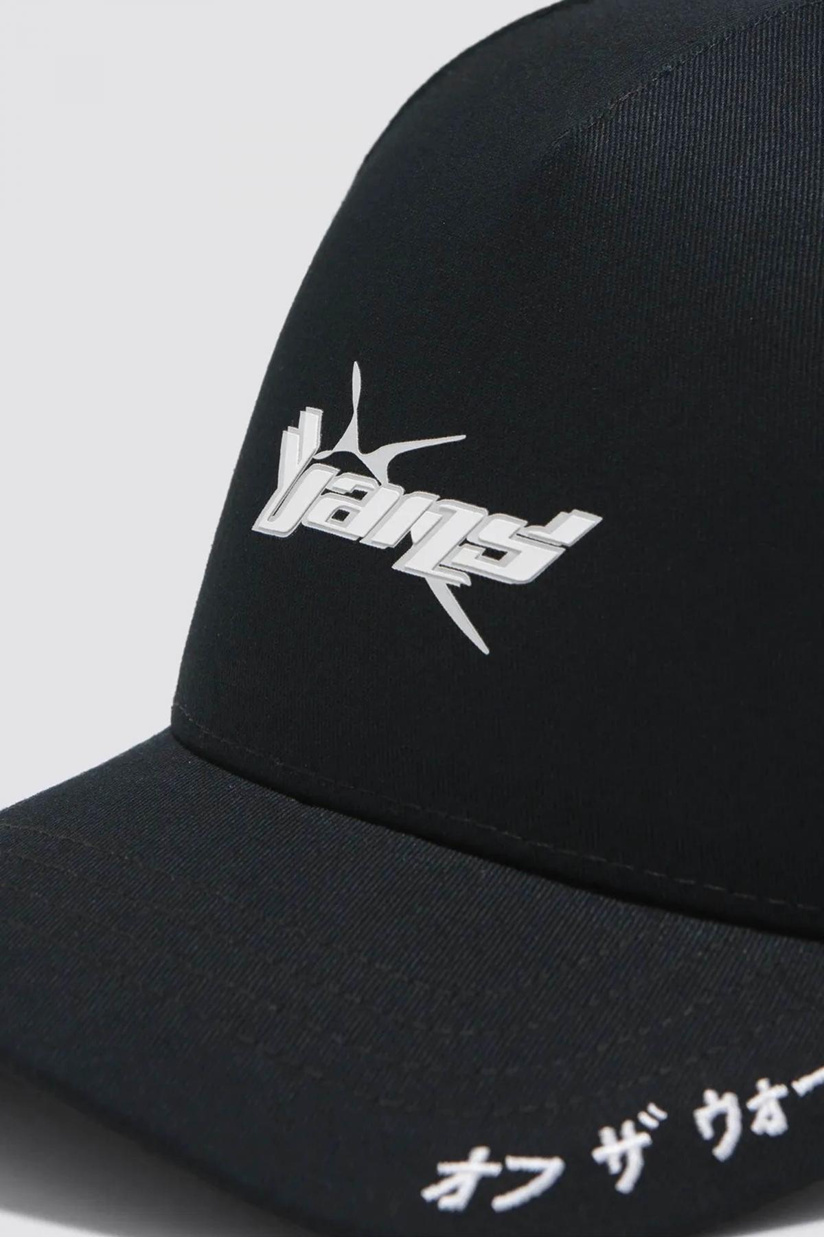 VANS YV STRAPBACK en color NEGRO (3)