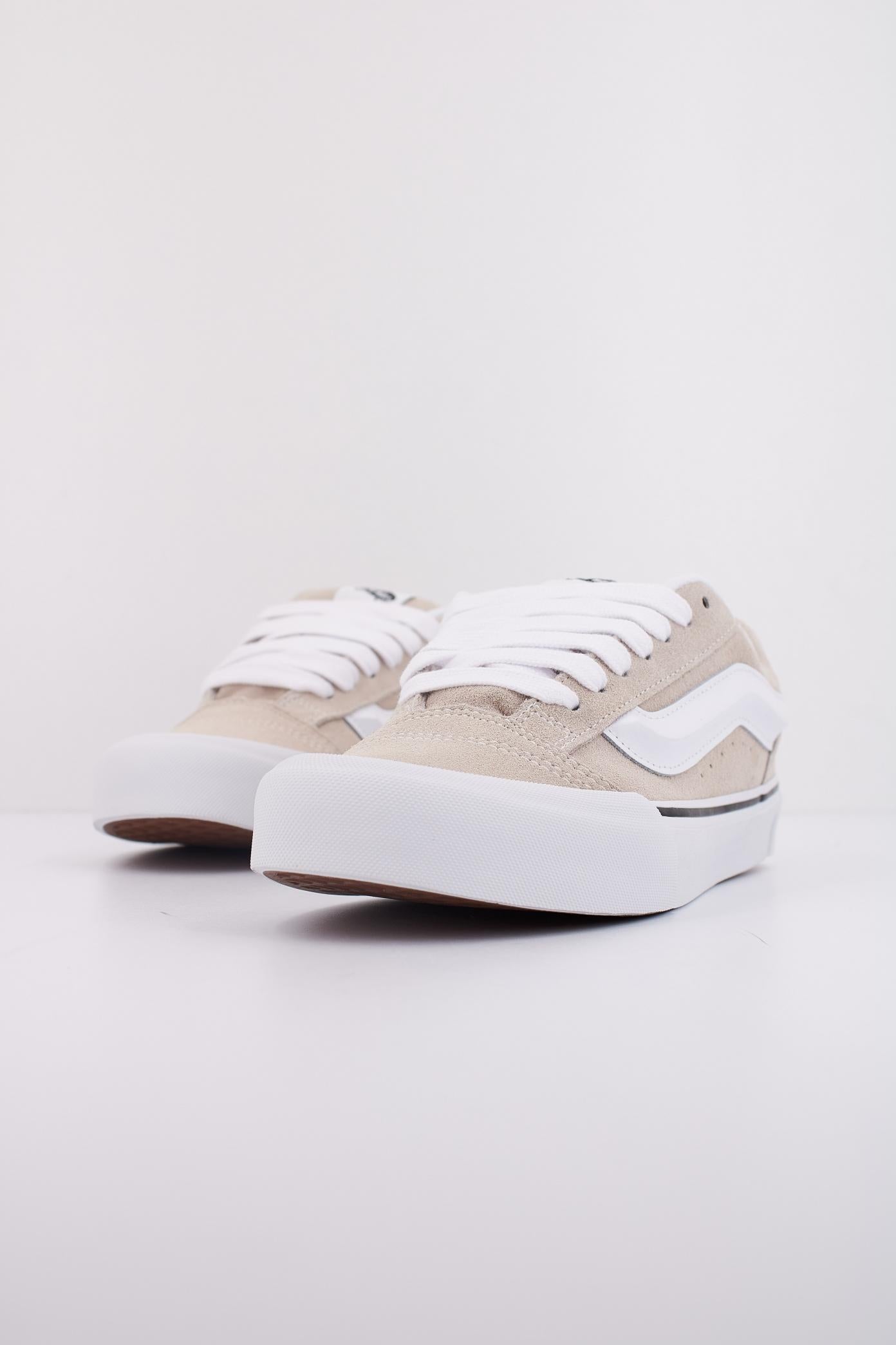 VANS KNU SKOOL en color MARRON CLARO (2)