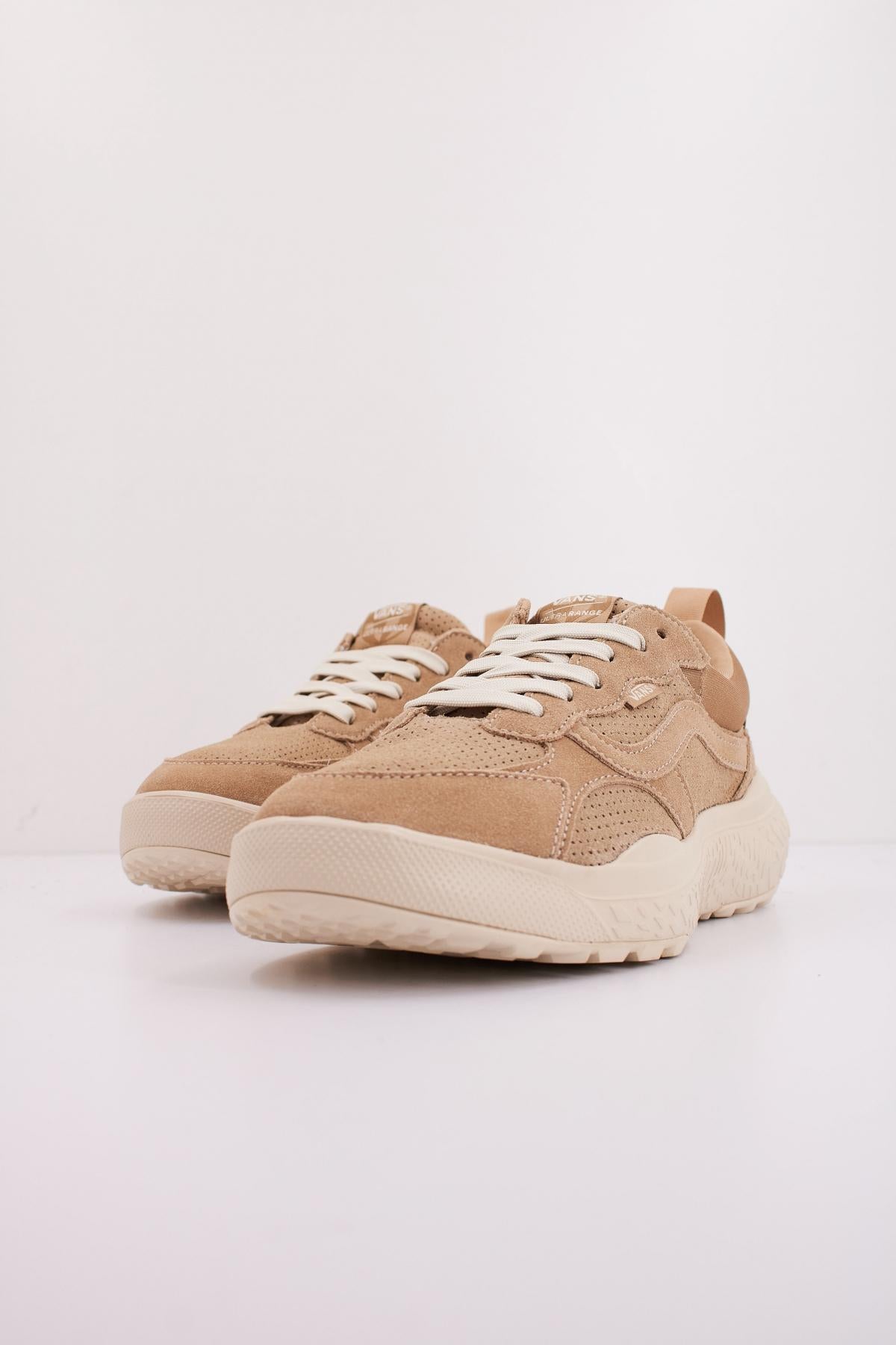 VANS MTE ULTRARANGE NEO VR en color MARRON CLARO (2)