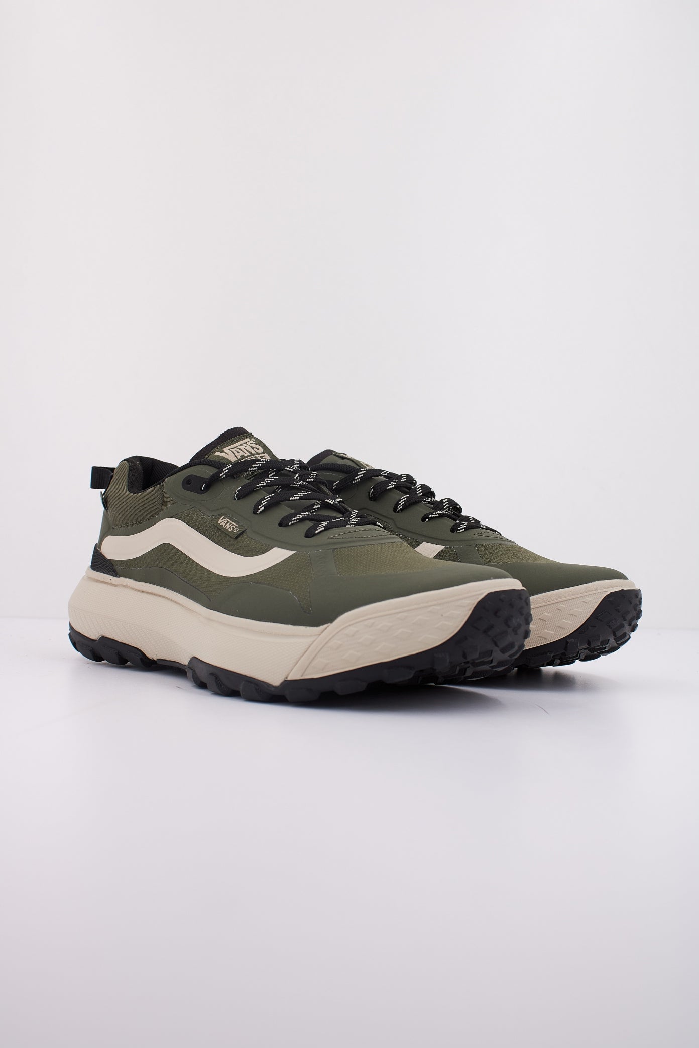 VANS MTE CROSSPATH en color VERDE (2)