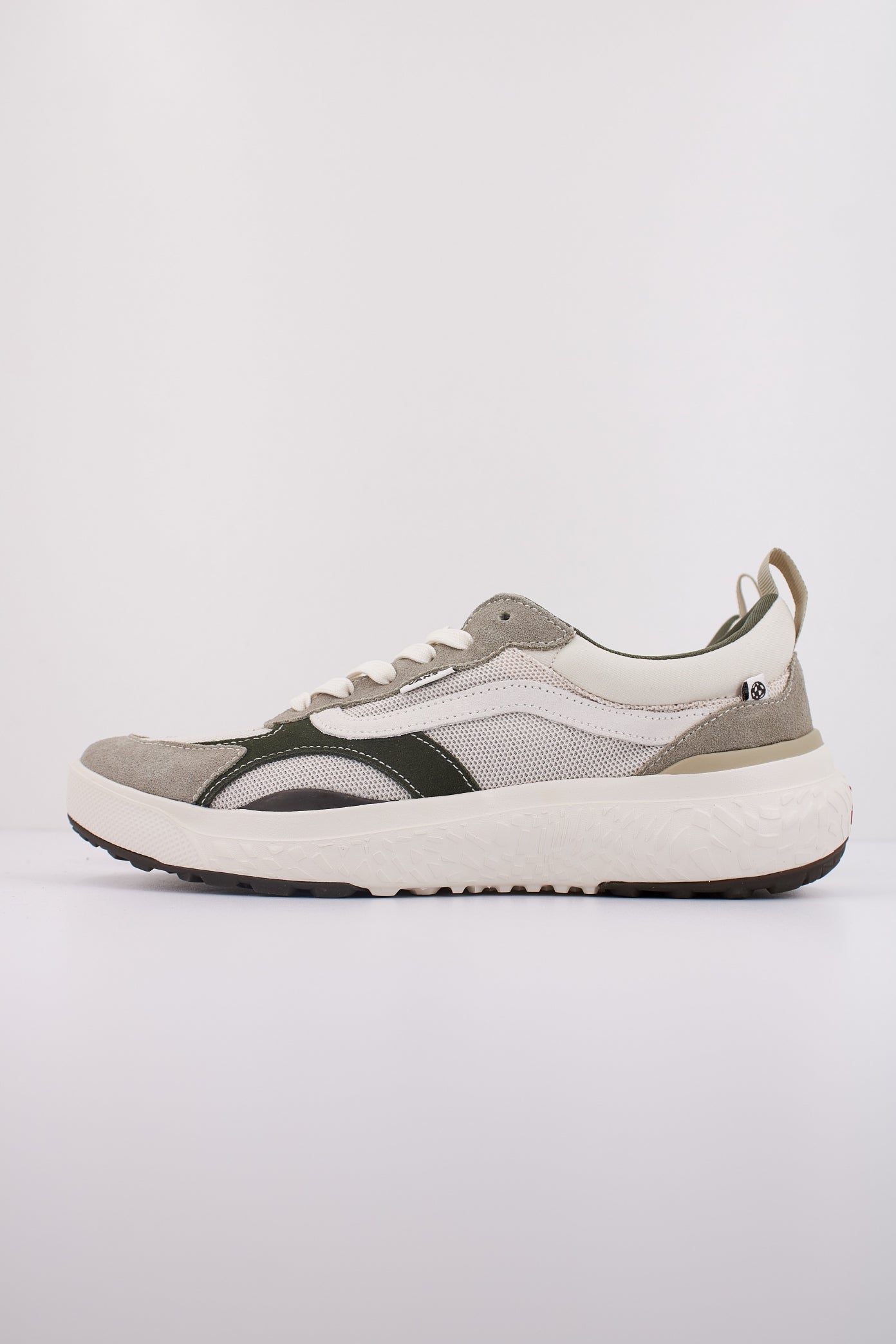 VANS MTE ULTRARANGE NEO VR en color VERDE (1)
