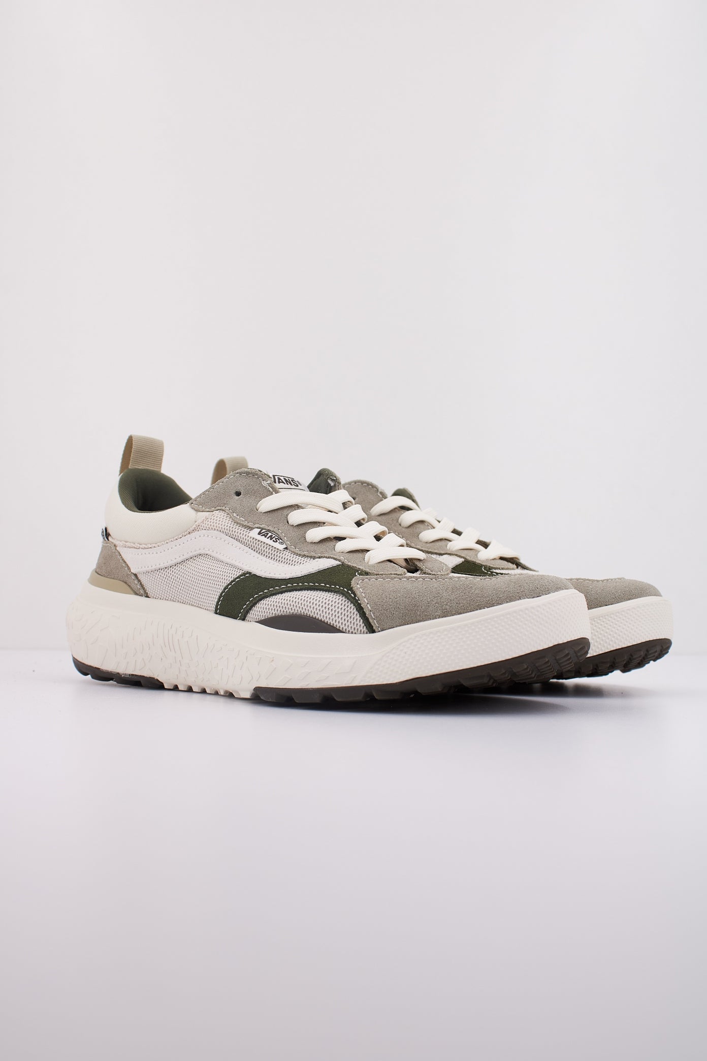 VANS MTE ULTRARANGE NEO VR en color VERDE (2)