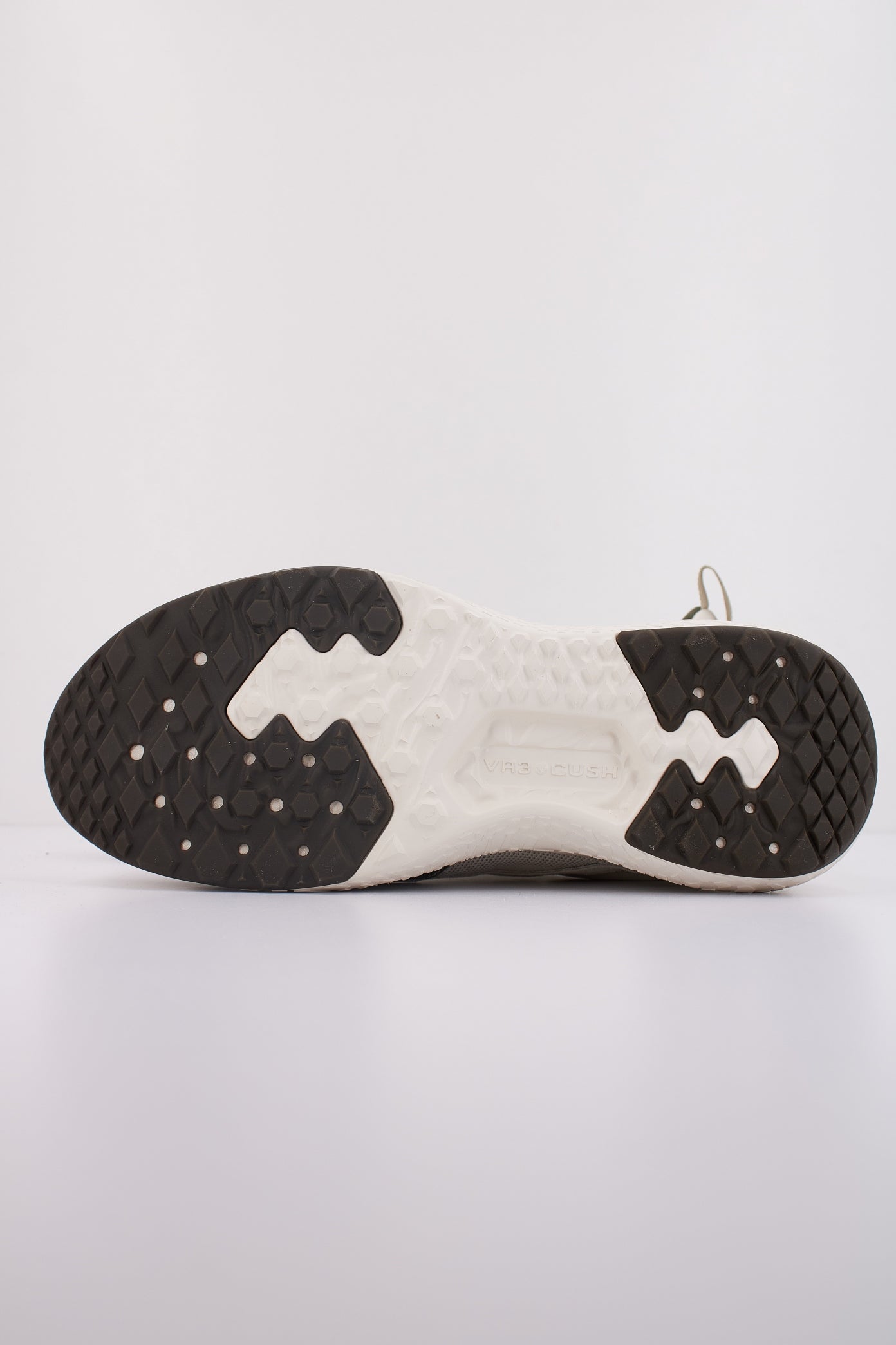 VANS MTE ULTRARANGE NEO VR en color VERDE (5)