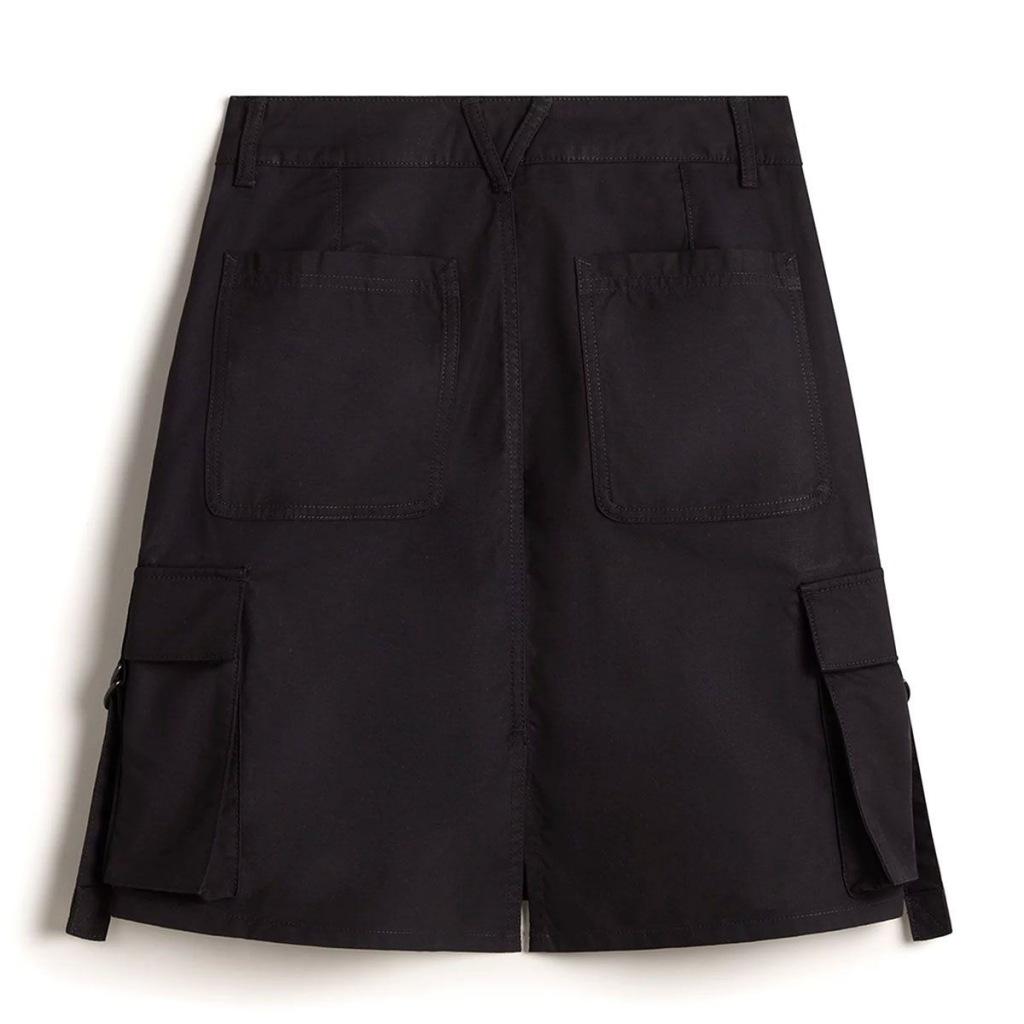 VANS COBRA CARGO SKIRT en color NEGRO (4)