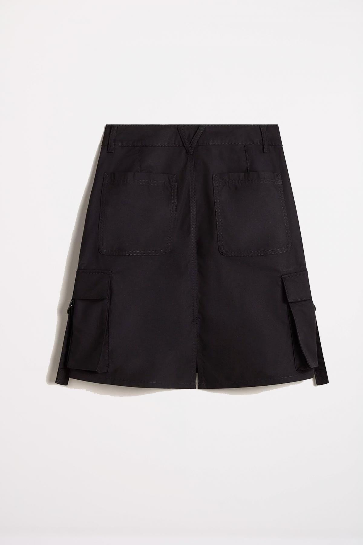 VANS COBRA CARGO SKIRT en color NEGRO  (2)