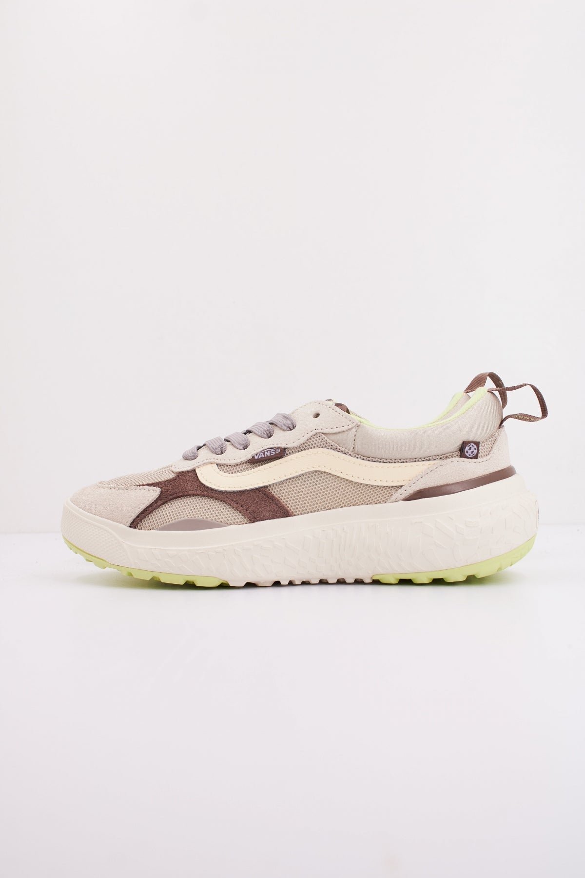 VANS MTE ULTRARANGE NEO VR en color MARRON (1)