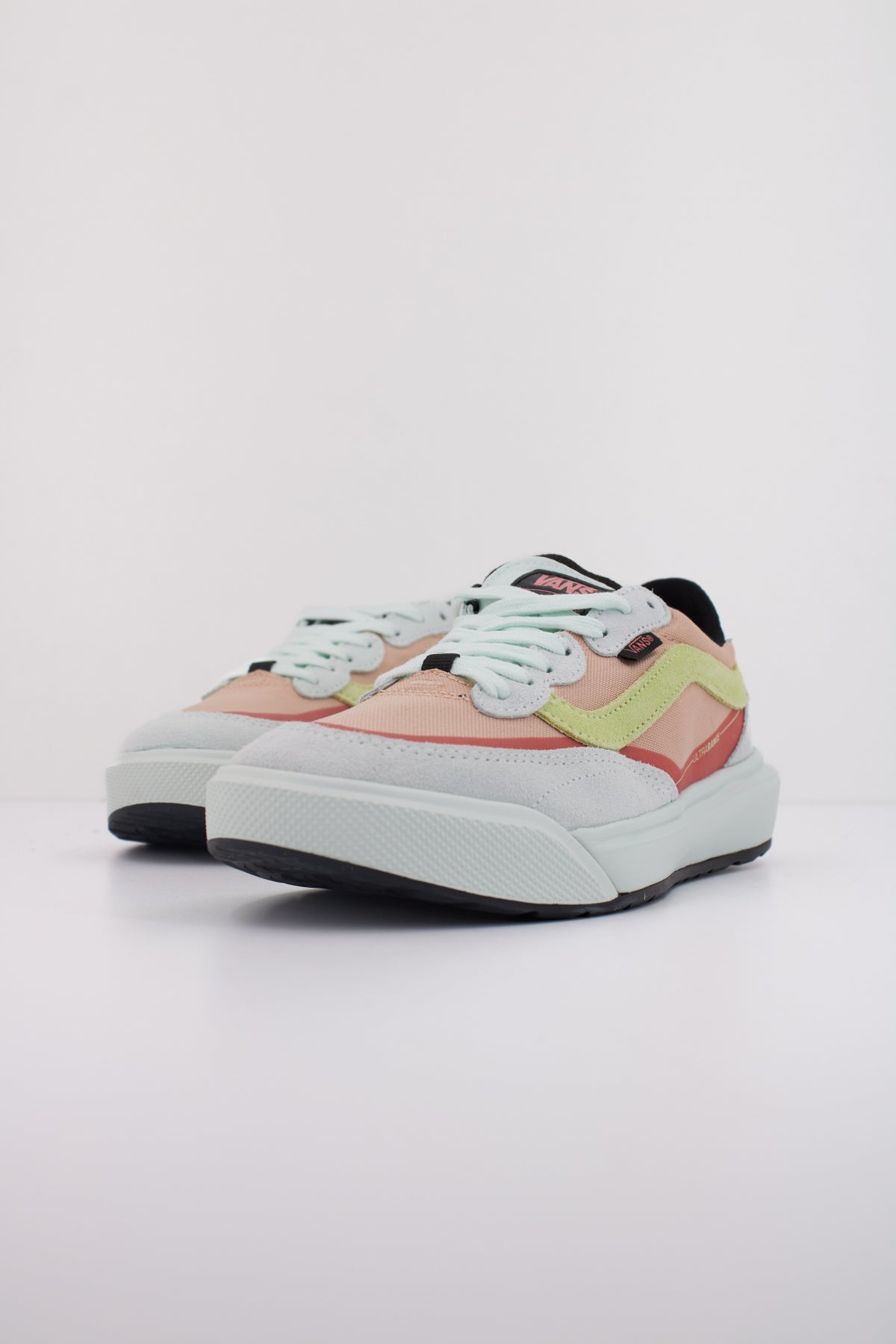 VANS MTE ULTRARANGE . SE en color MULTICOLOR (2)