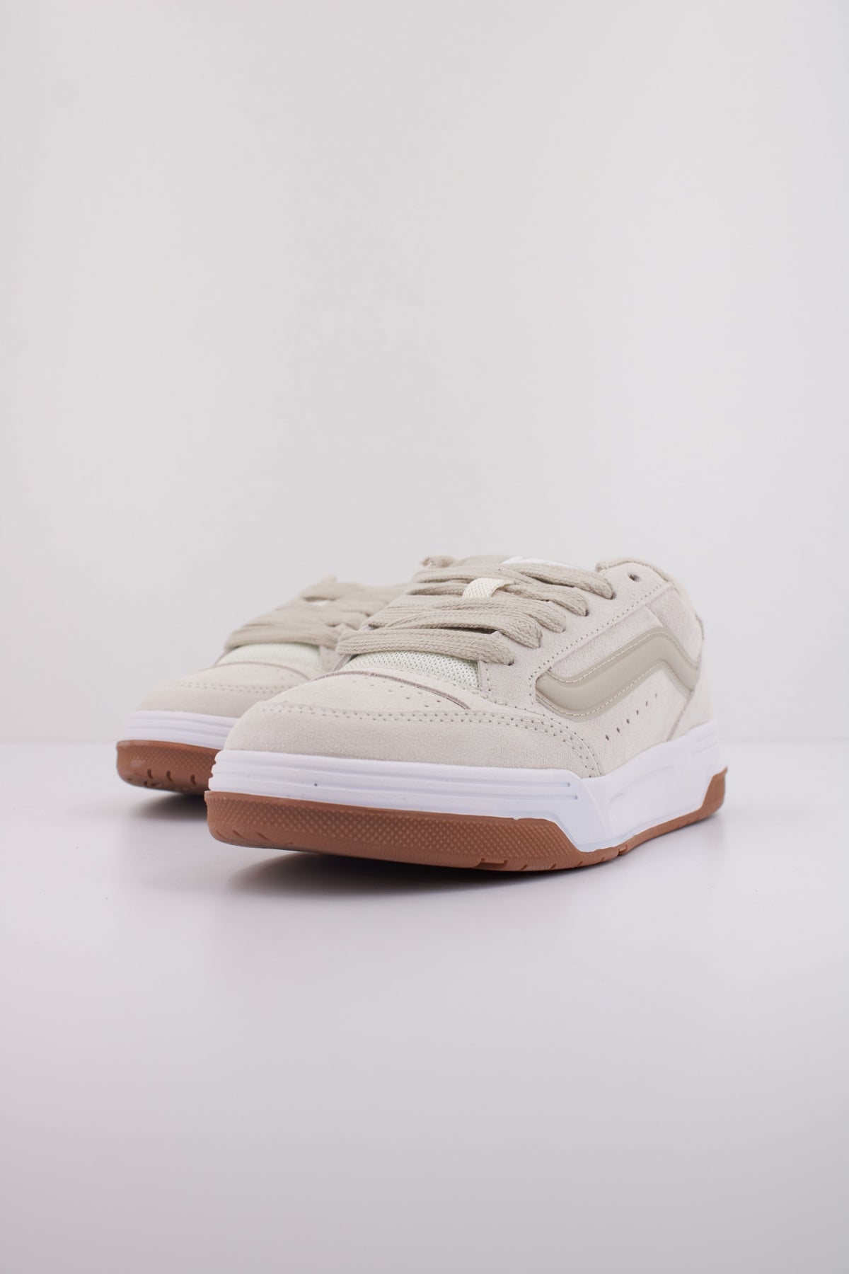 VANS HYLANE en color MARRON CLARO (2)