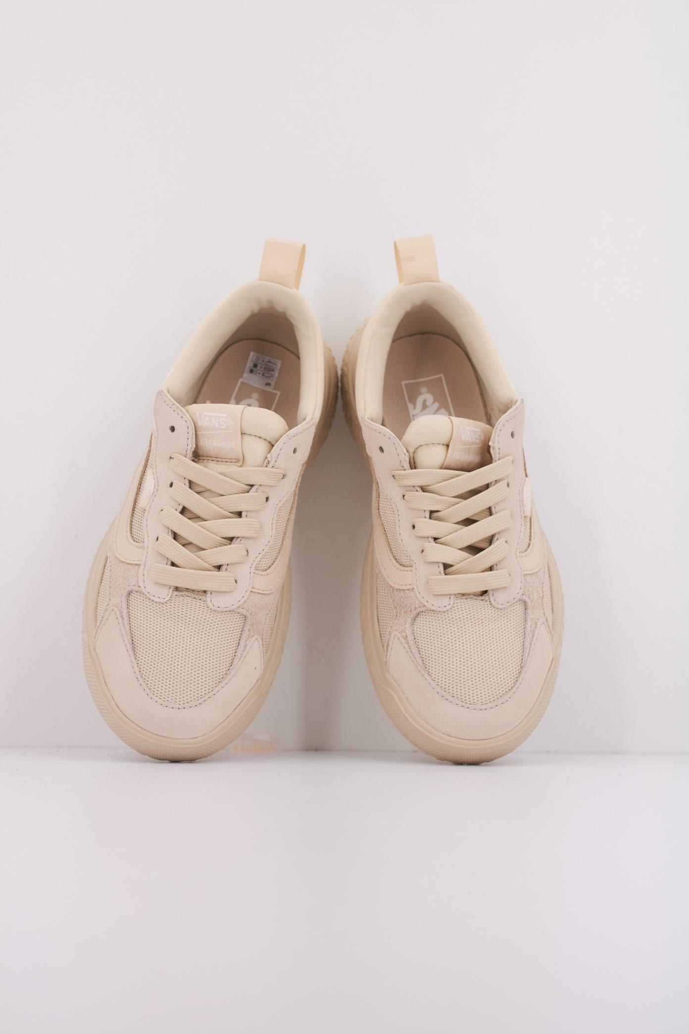 VANS MTE ULTRARANGE NEO VR en color BEIS (3)