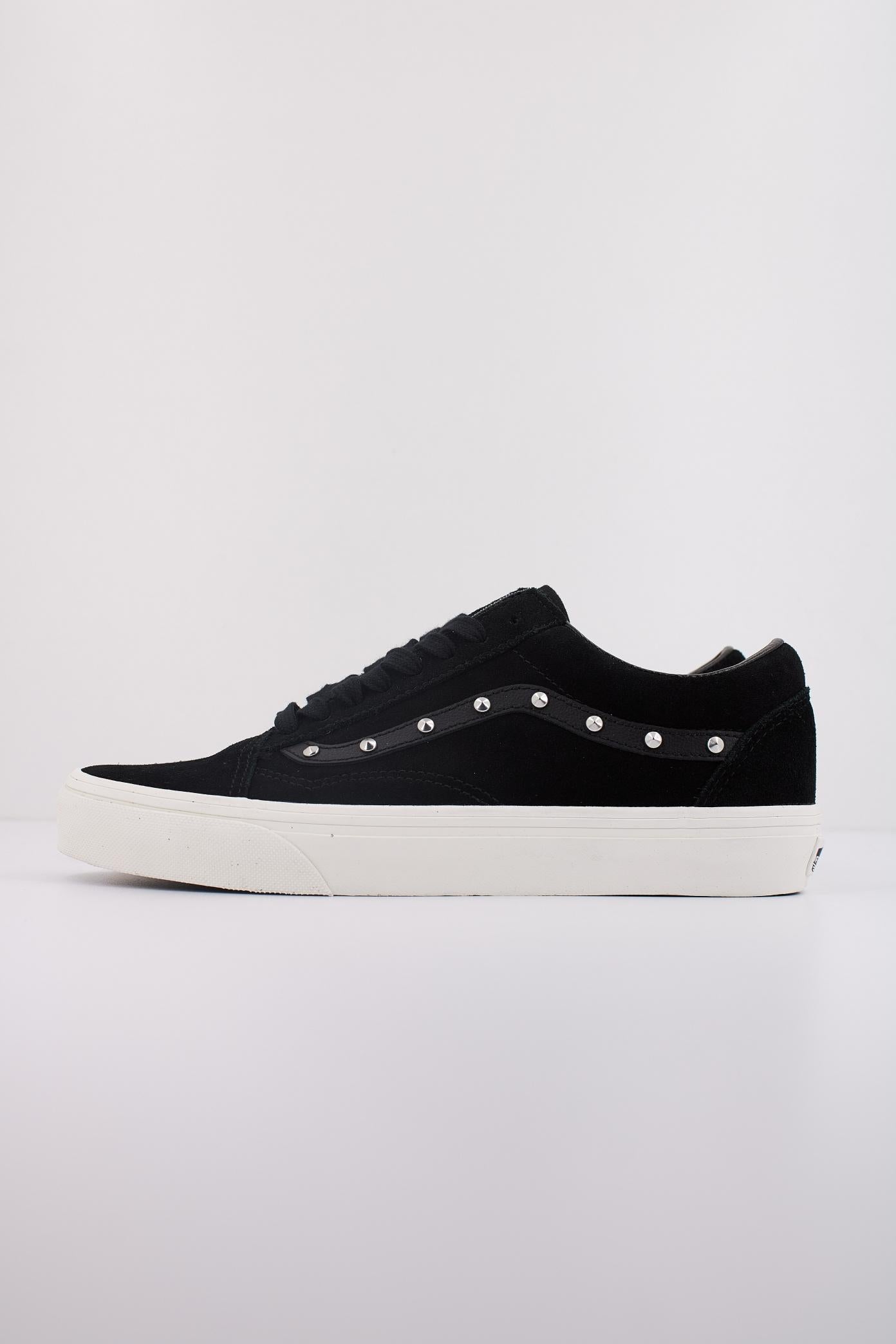 VANS OLD SKOOL en color NEGRO (1)