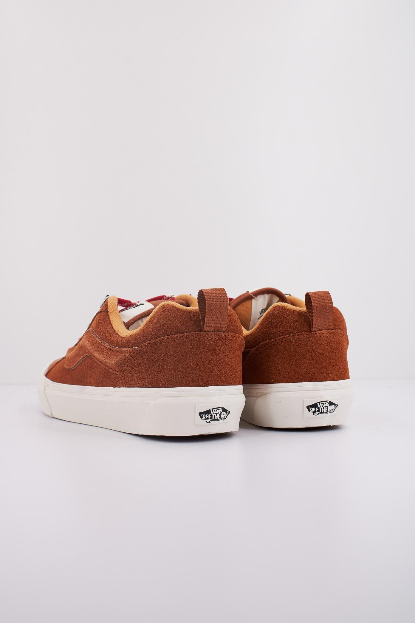 VANS KNU SKOOL KNU VINTAGE en color MARRON (4)
