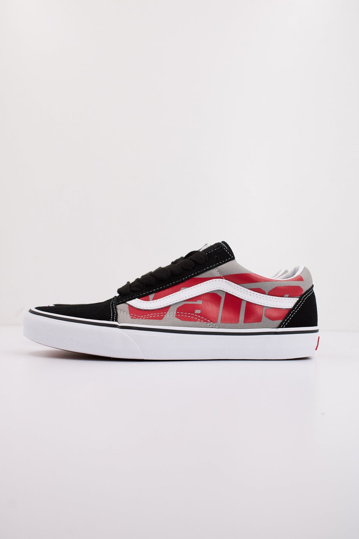 VANS OLD SKOOL JUMBO VANS en color NEGRO (1)