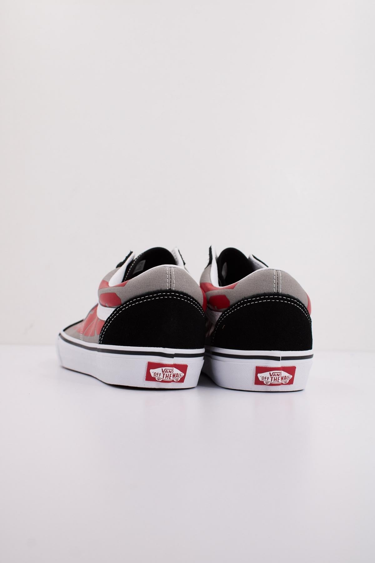 VANS OLD SKOOL JUMBO VANS en color NEGRO (4)