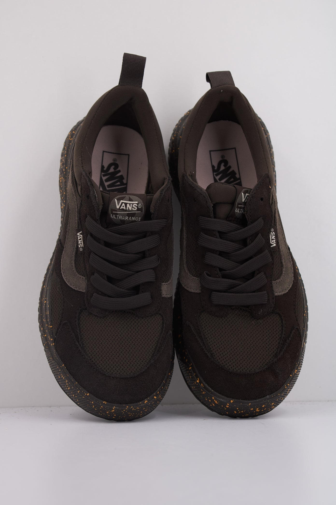 VANS MTE ULTRARANGE NEO VR en color MARRON (3)