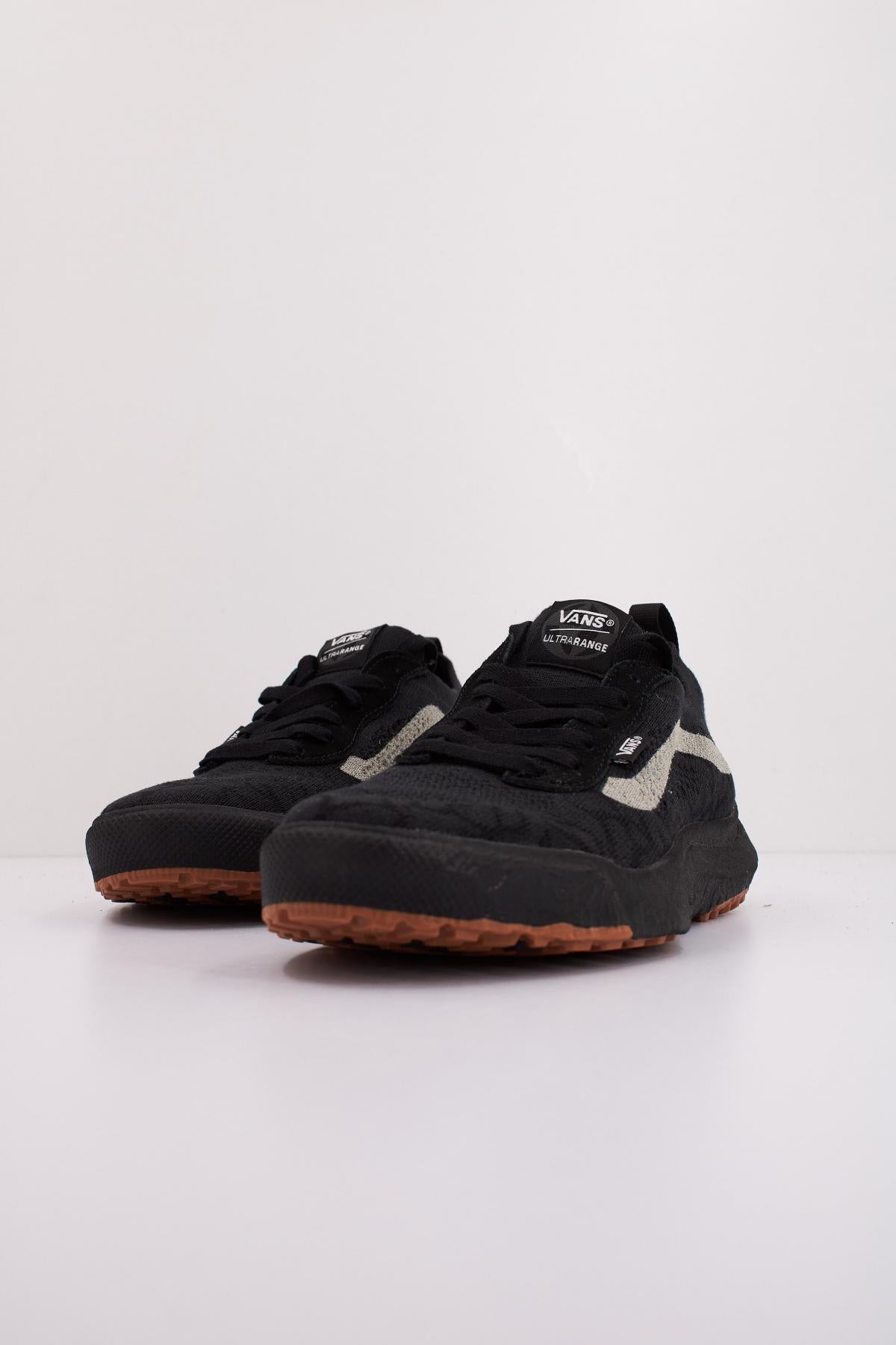 VANS ULTRARANGE VR en color NEGRO (2)