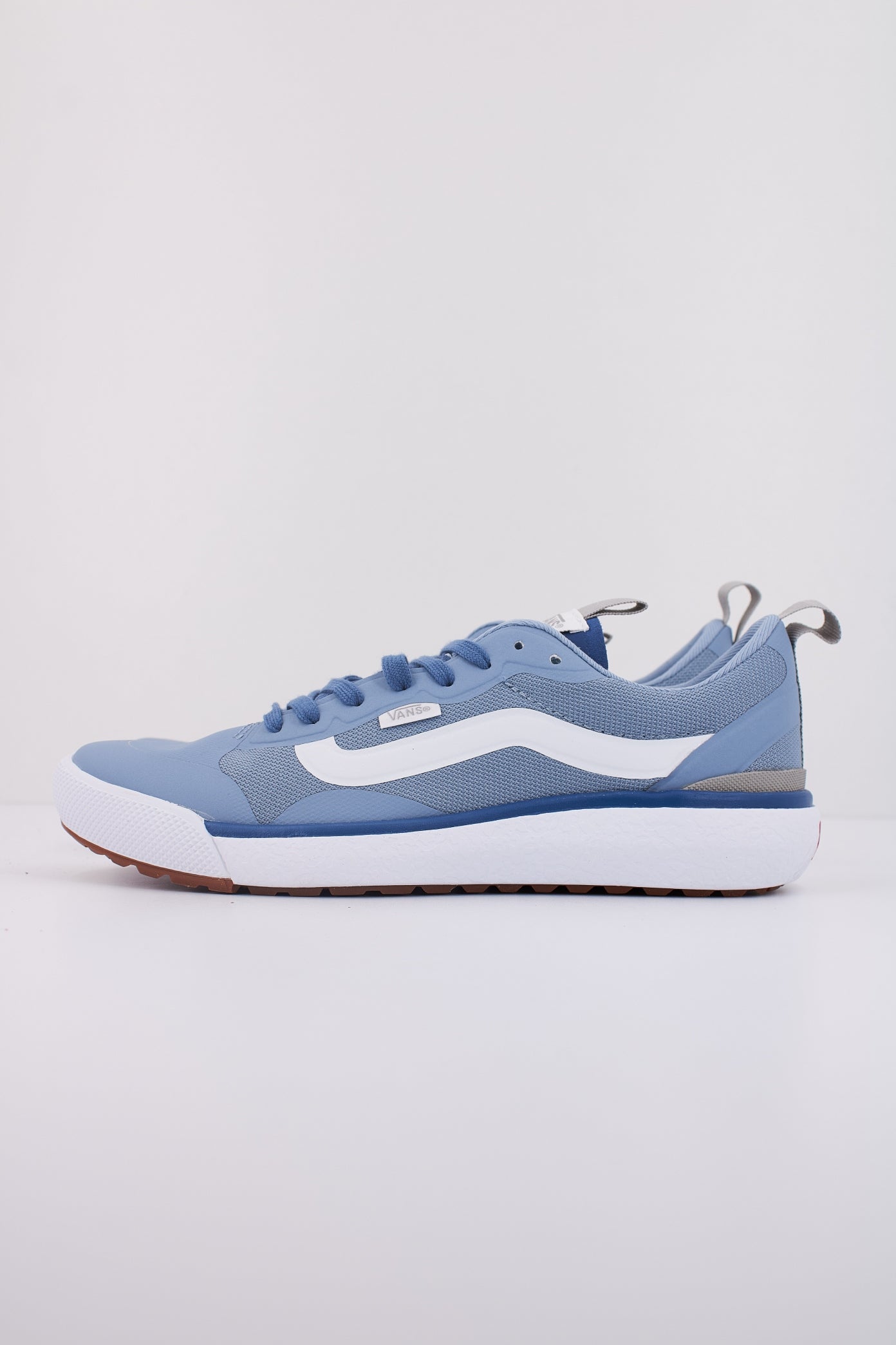 VANS ULTRARANGE EXO en color AZUL (1)