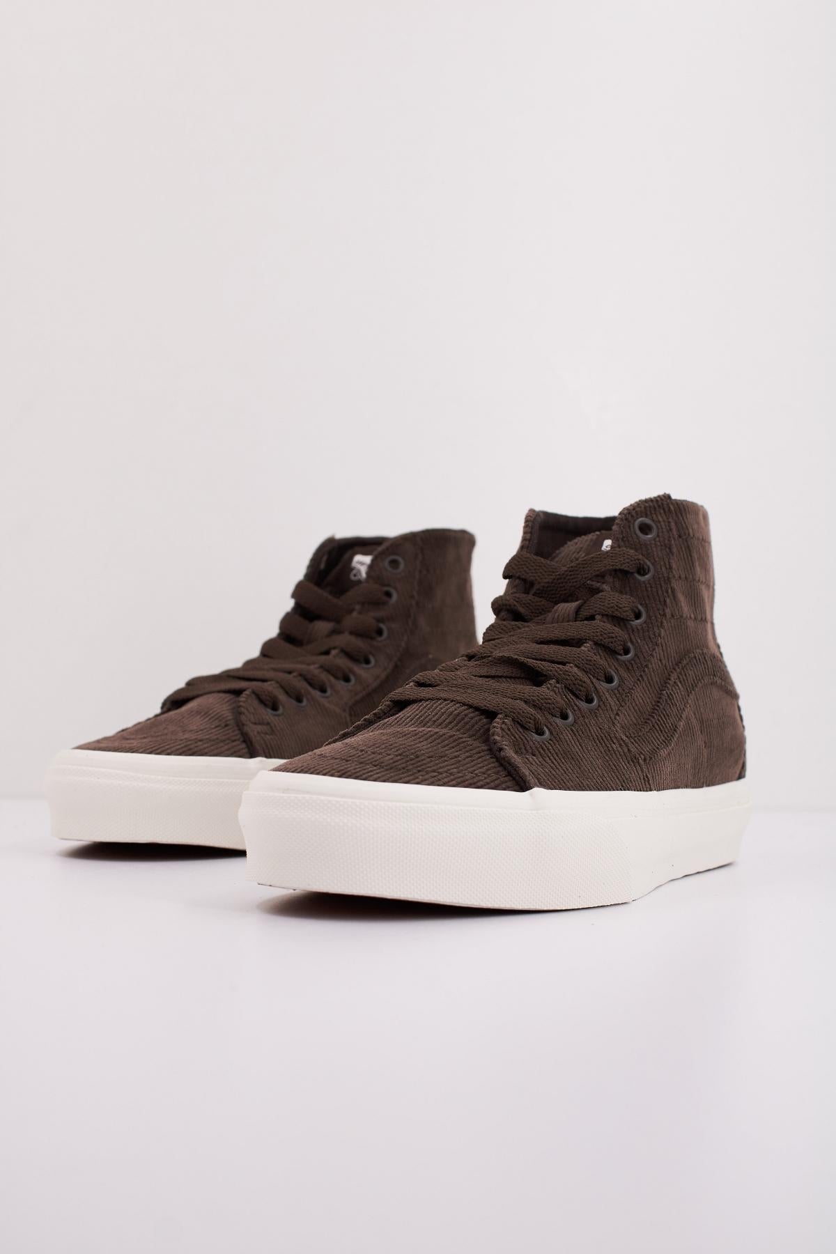 VANS SK-HI TAPERED CORDURO en color MARRON (2)