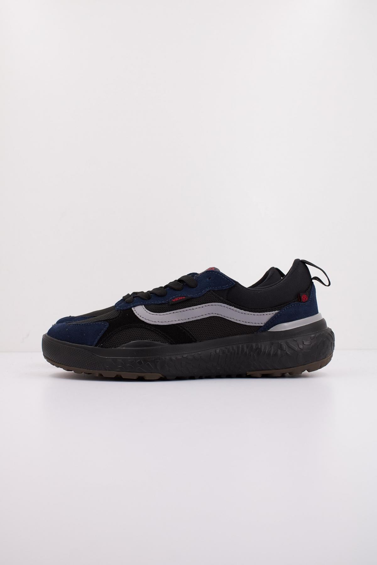 VANS MTE ULTRARANGE NEO VR en color AZUL (1)