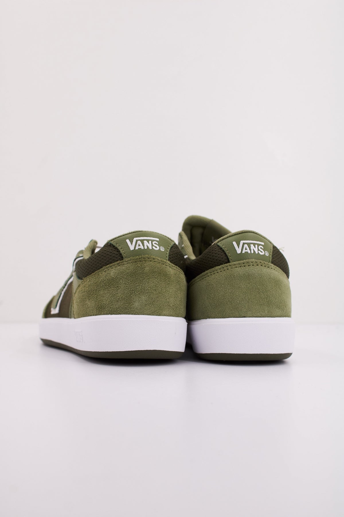 VANS LOWLAND CC NEW VARSITY en color VERDE (4)