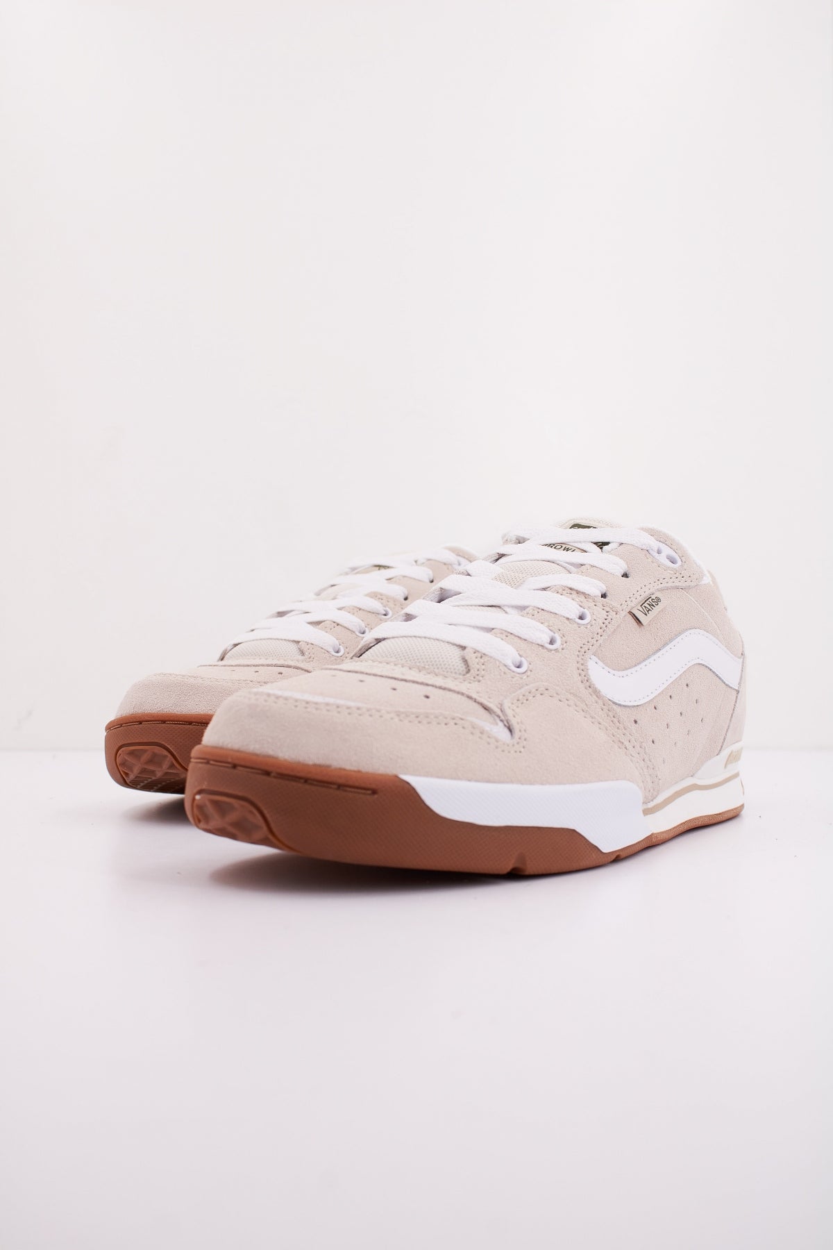 VANS ROWLEY XLT UTILITY en color BEIS (2)