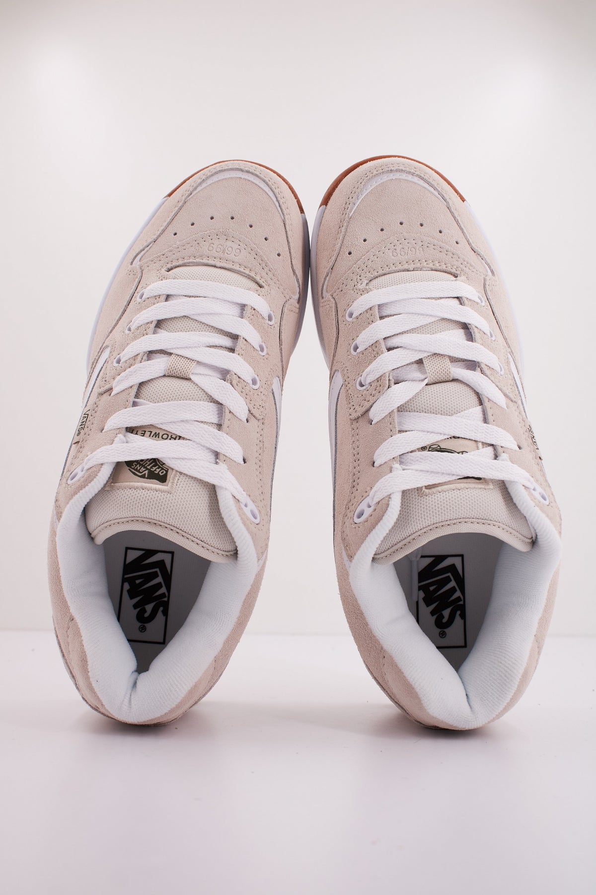 VANS ROWLEY XLT UTILITY en color BEIS (3)