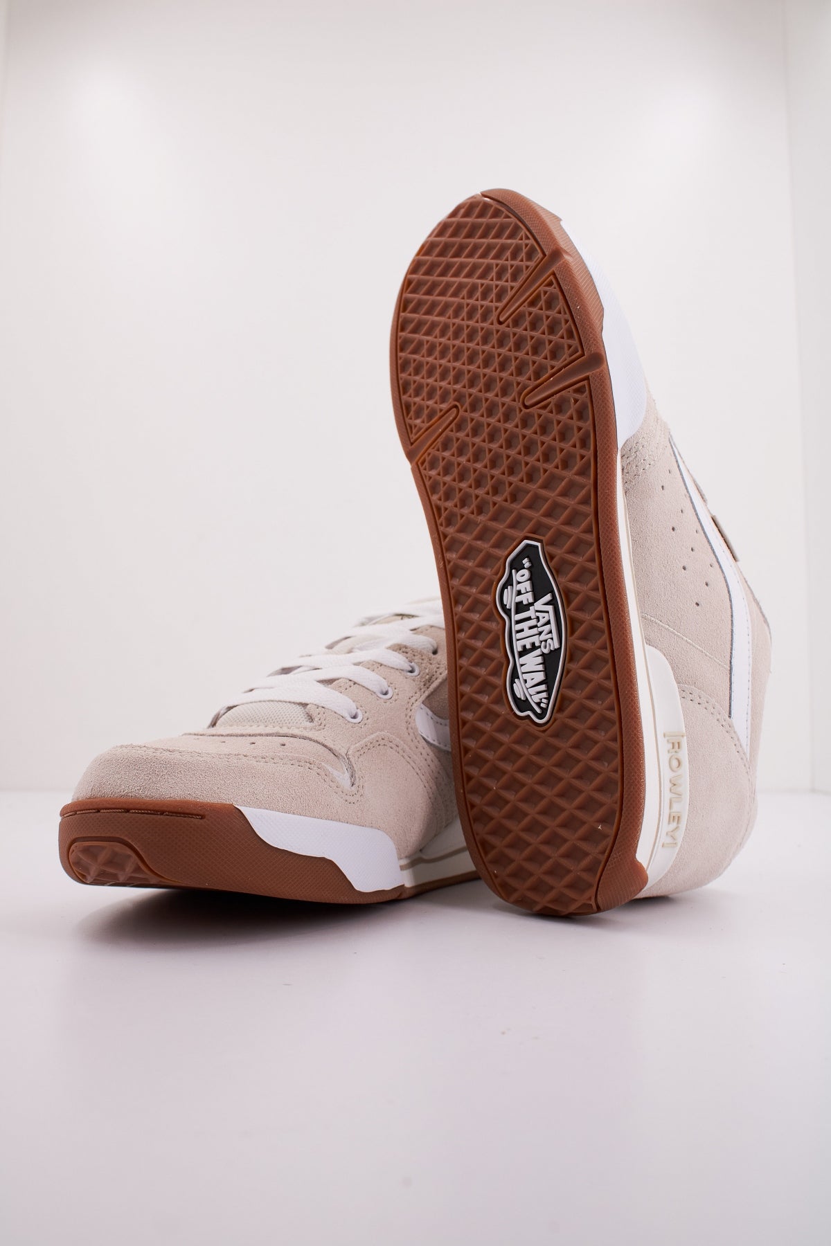 VANS ROWLEY XLT UTILITY en color BEIS (5)