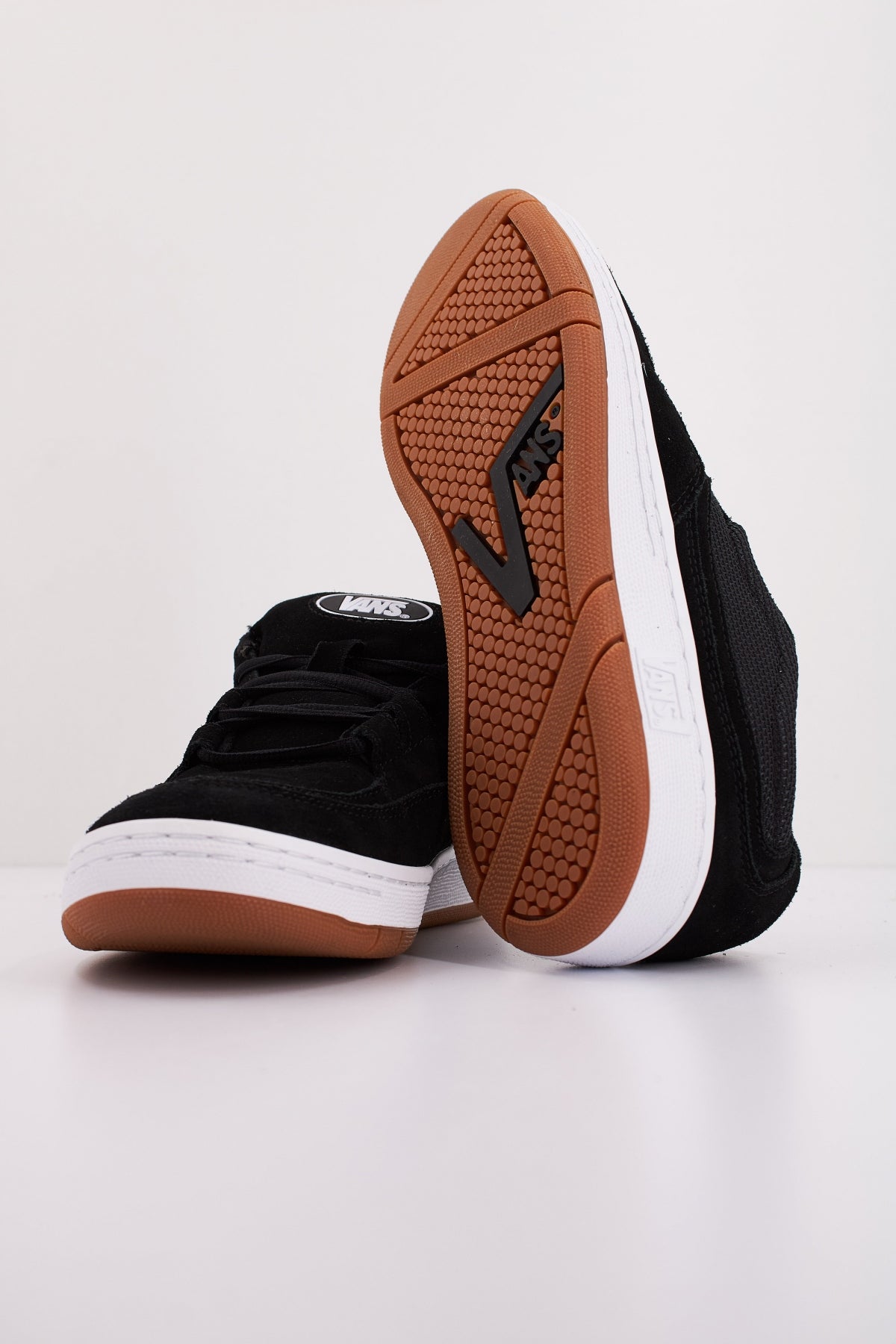 VANS SPEED LS en color NEGRO (5)