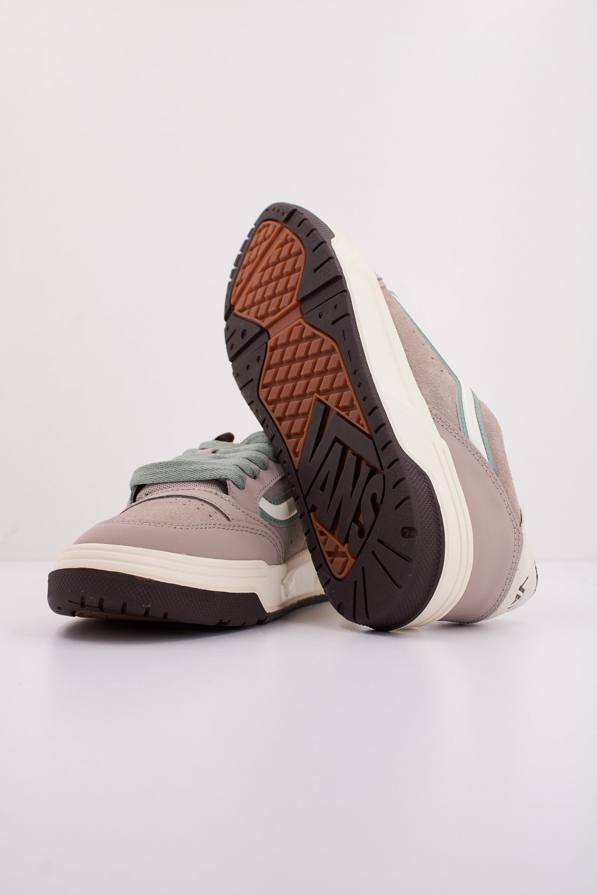 VANS HYLANE en color MARRON  (5)