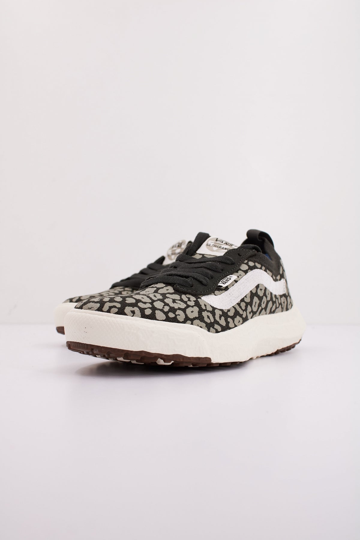 VANS MTE ULTRARANGE VR CHE en color ANIMAL PRINT (2)