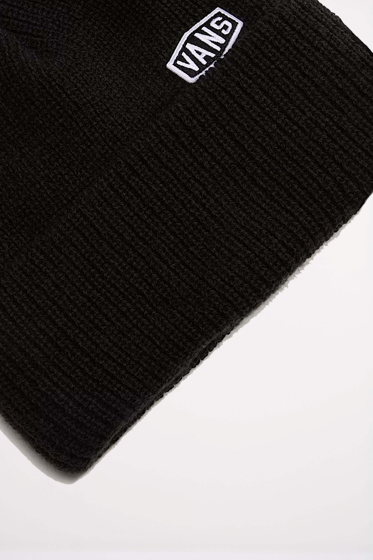 VANS HEX PATCH CUFF BEANIE en color NEGRO (3)