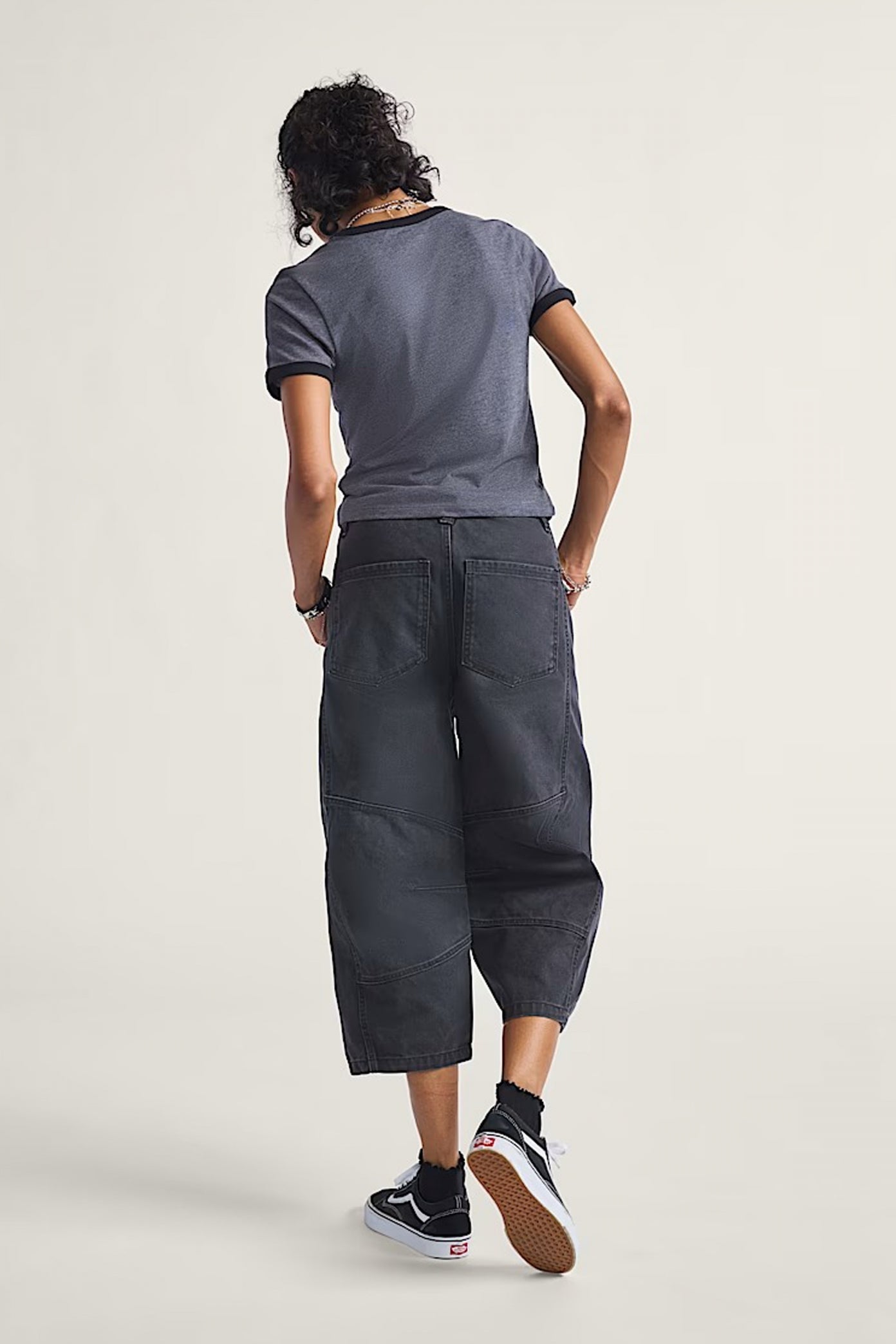 VANS BLAIRE CROPPED BARREL en color NEGRO (3)