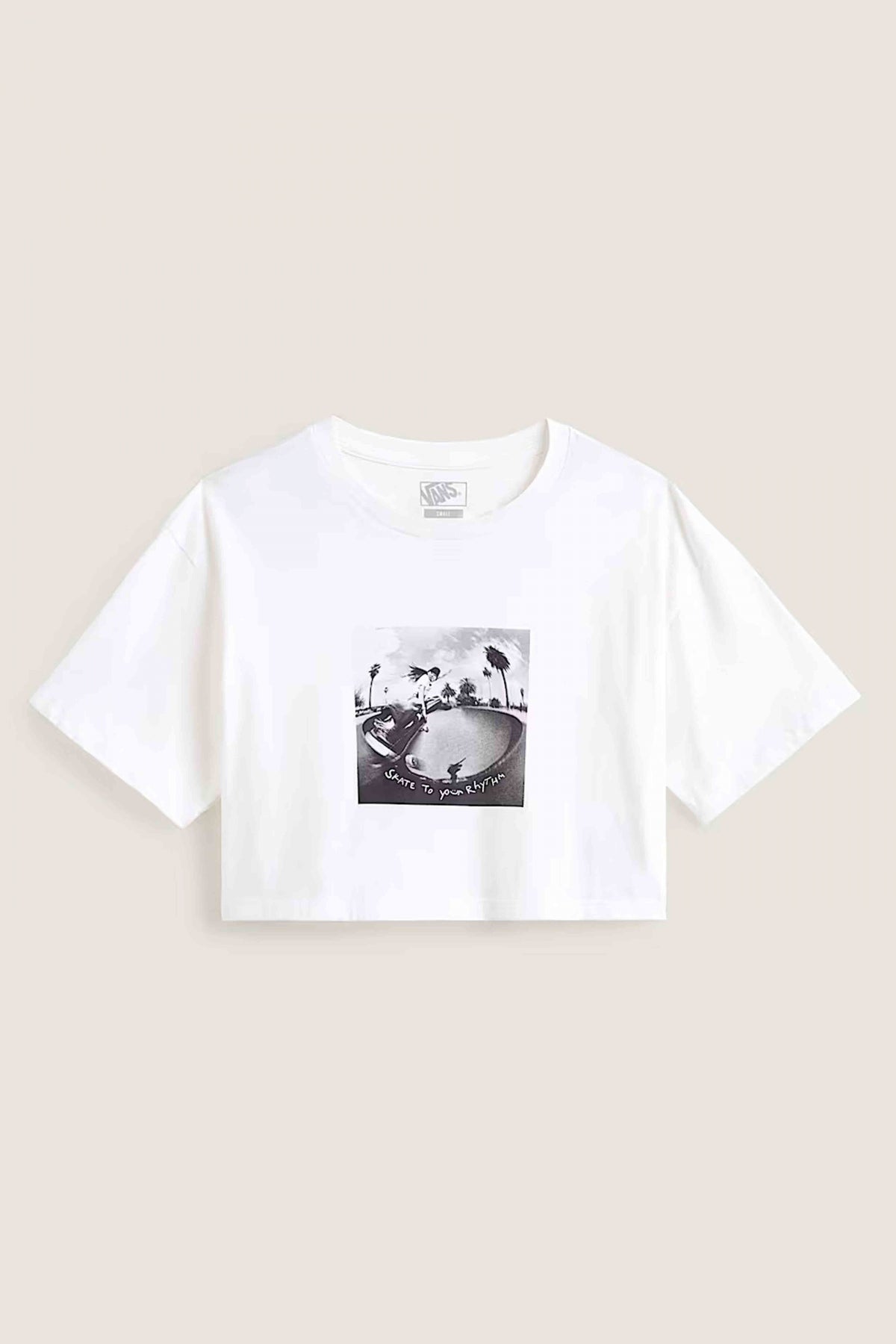 VANS RHYTHM RELAXED CROP SS en color BLANCO (2)