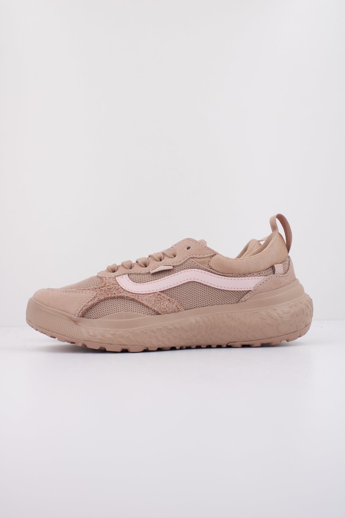 VANS MTE ULTRARANGE NEO VR en color BEIS (1)