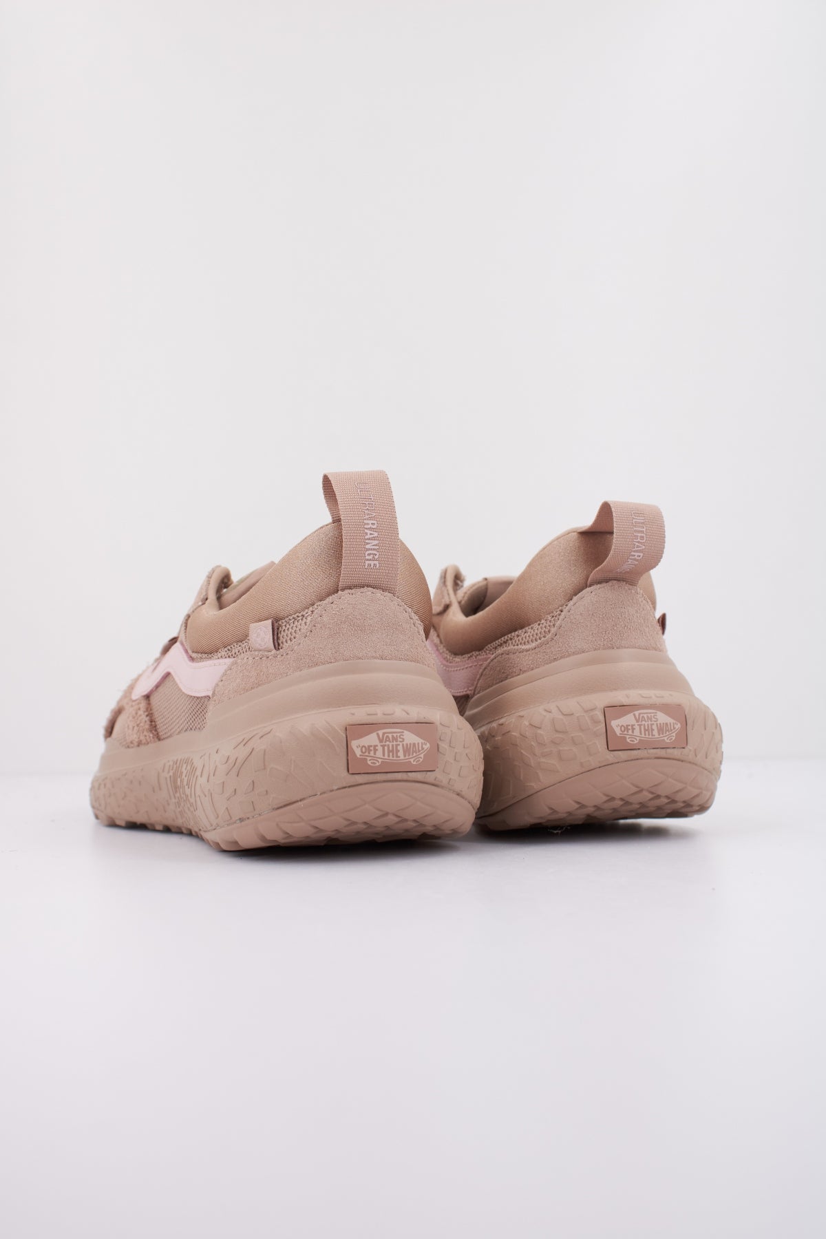 VANS MTE ULTRARANGE NEO VR en color BEIS (4)